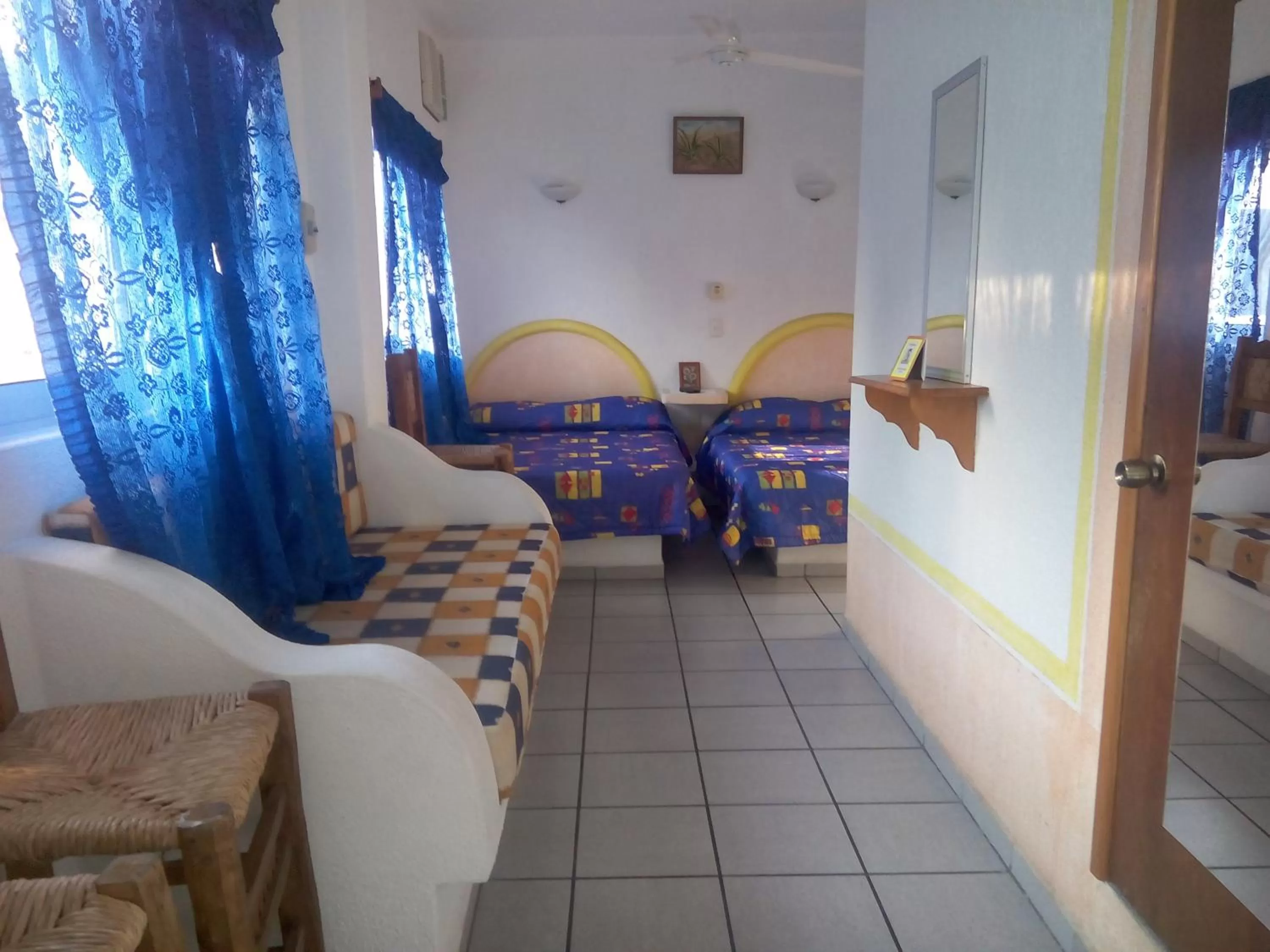 Photo of the whole room, Bed in Hotel Sarabi