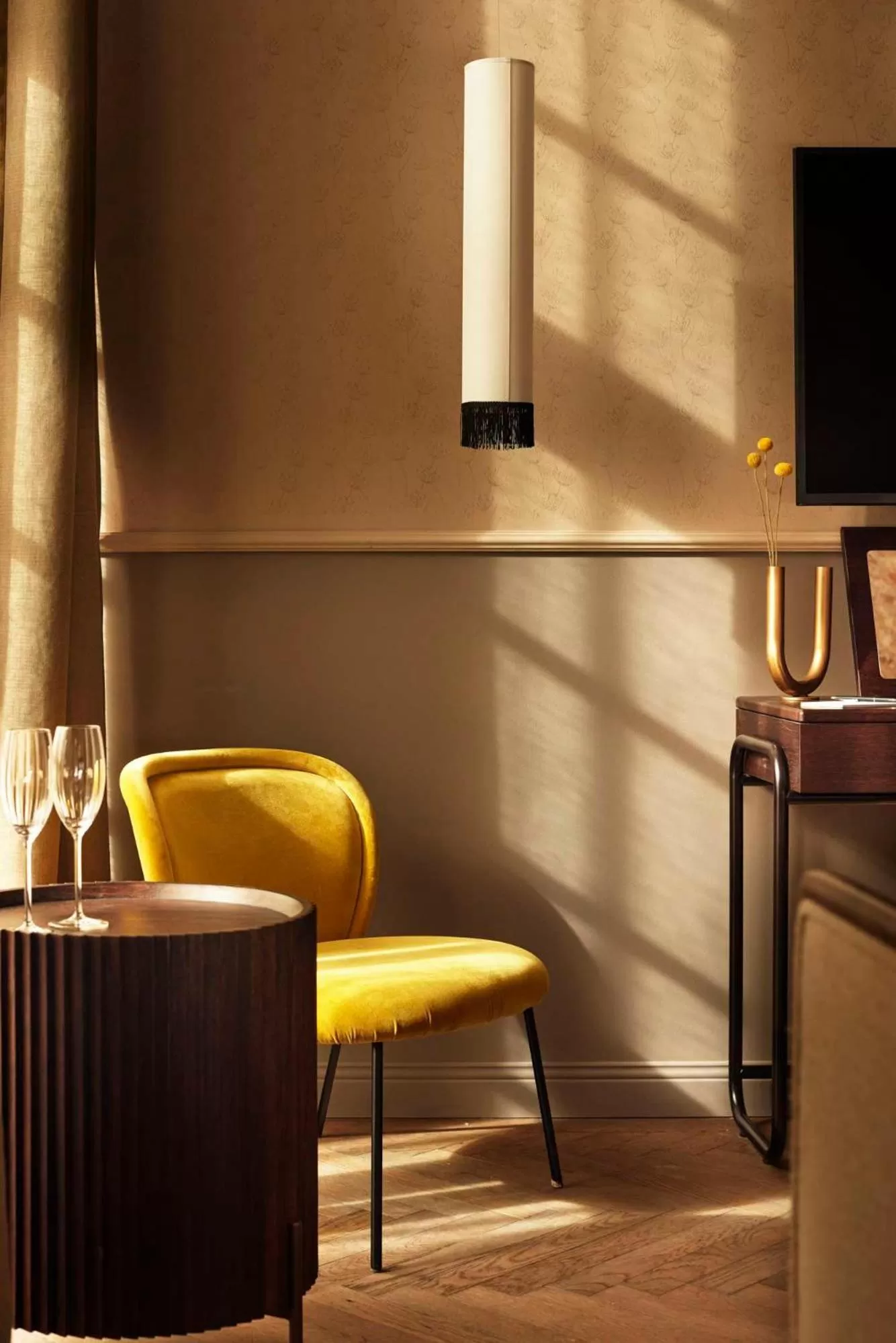 Photo of the whole room in Telegraphenamt