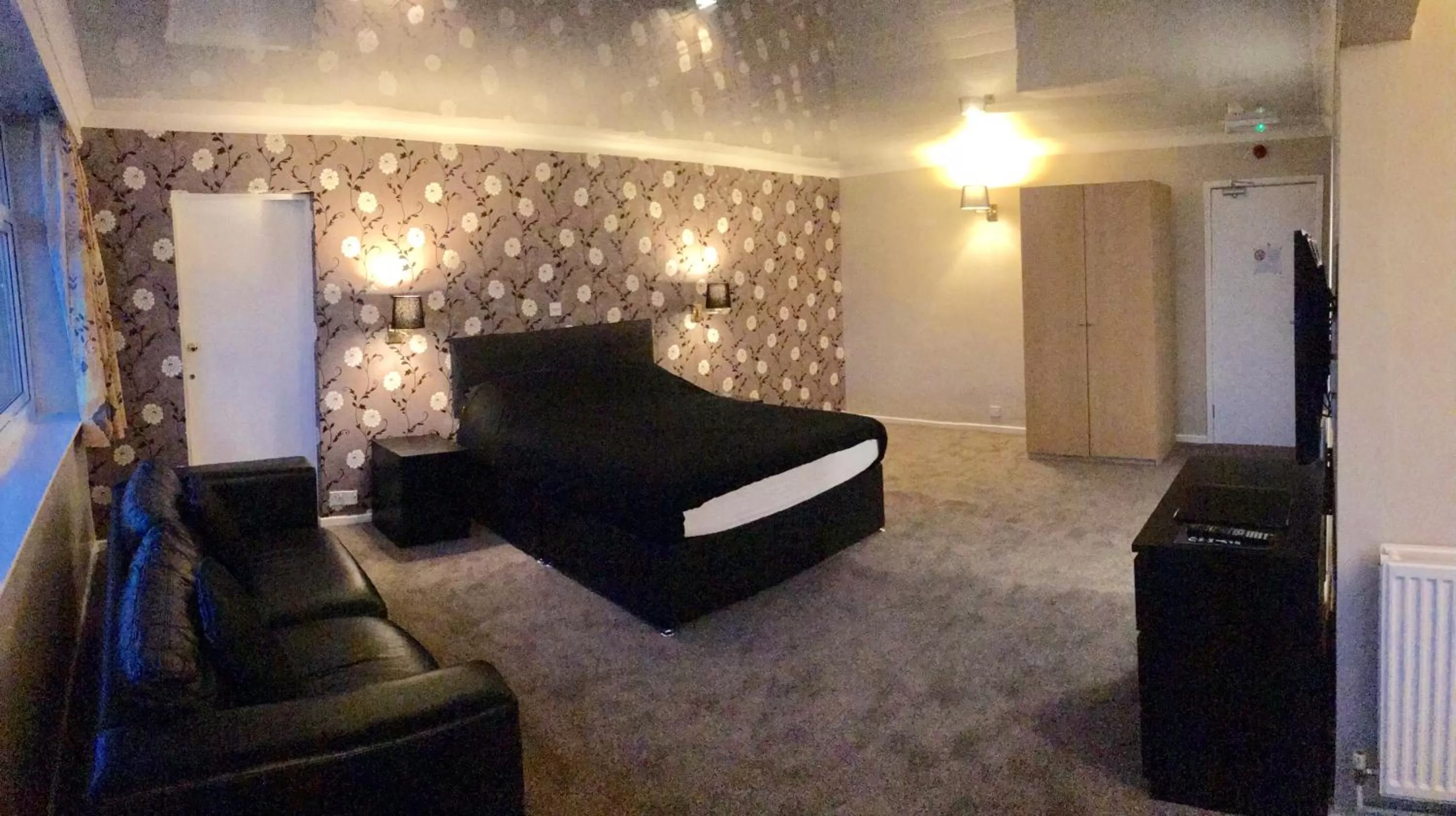 Superior King Room in The Highfield Hotel