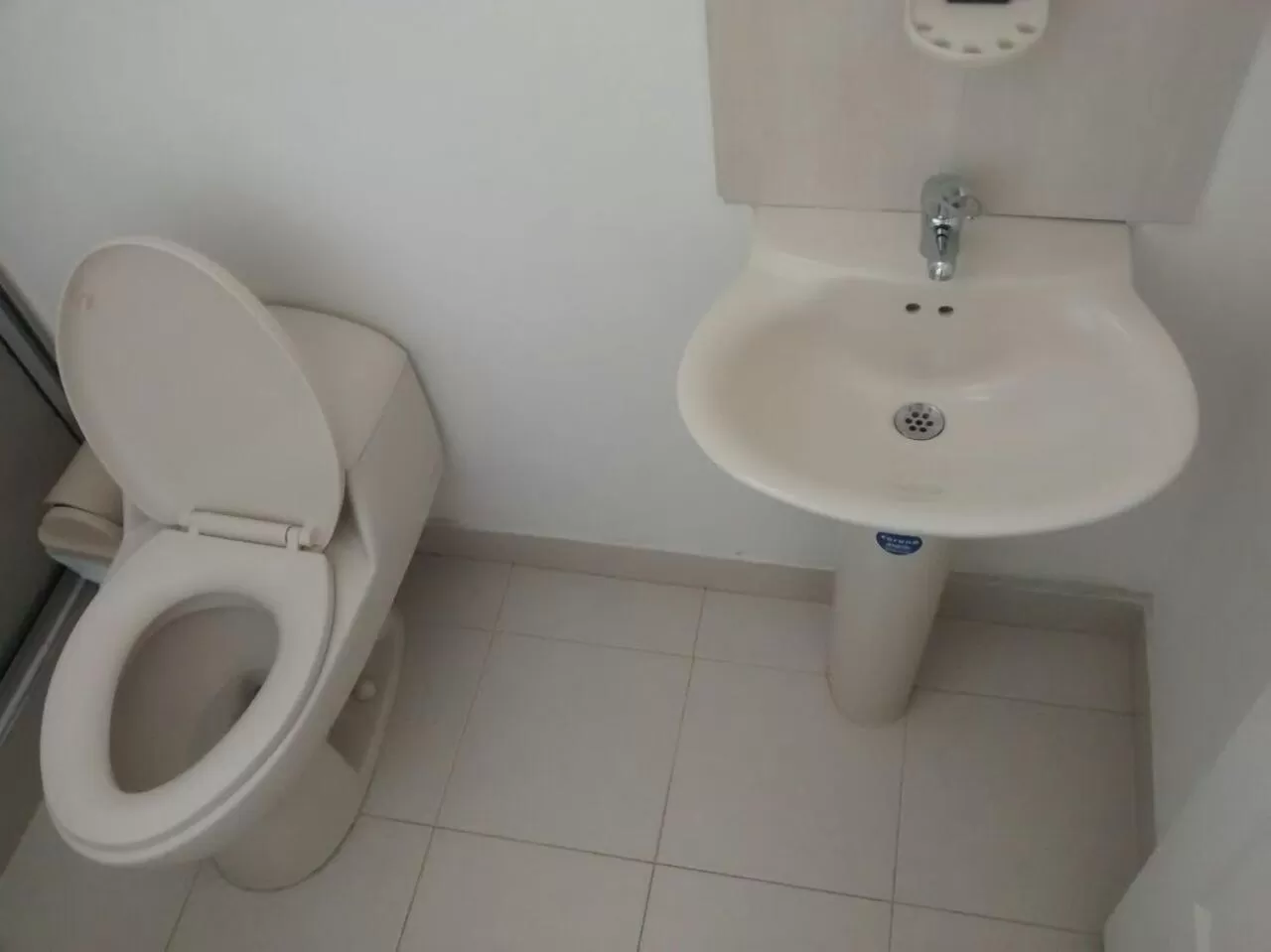 Bathroom in Hotel Jardin De Tequendama