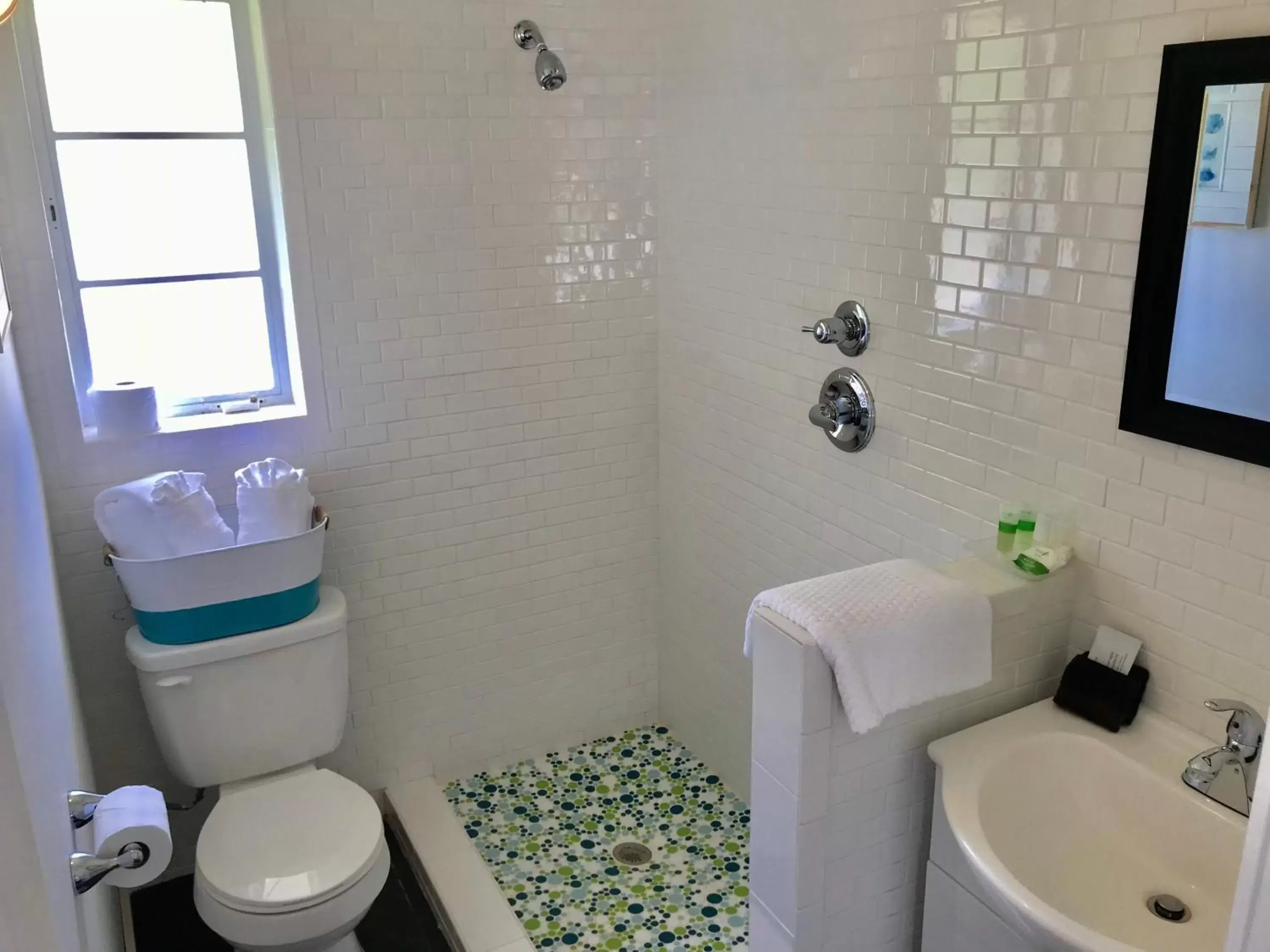 Bathroom in Dame Fortune's Cottage Court