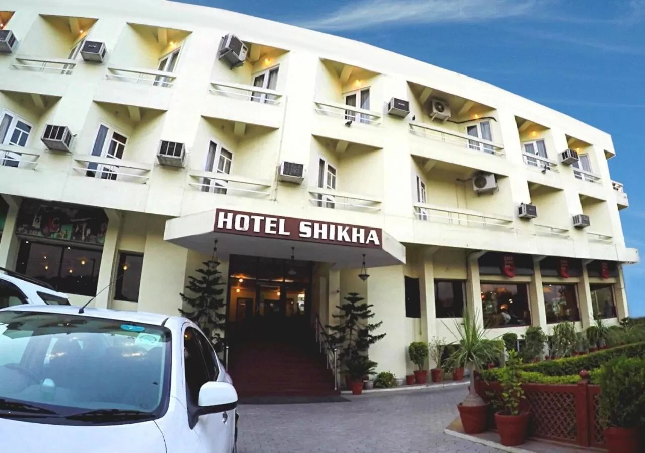 FabHotel Shikha