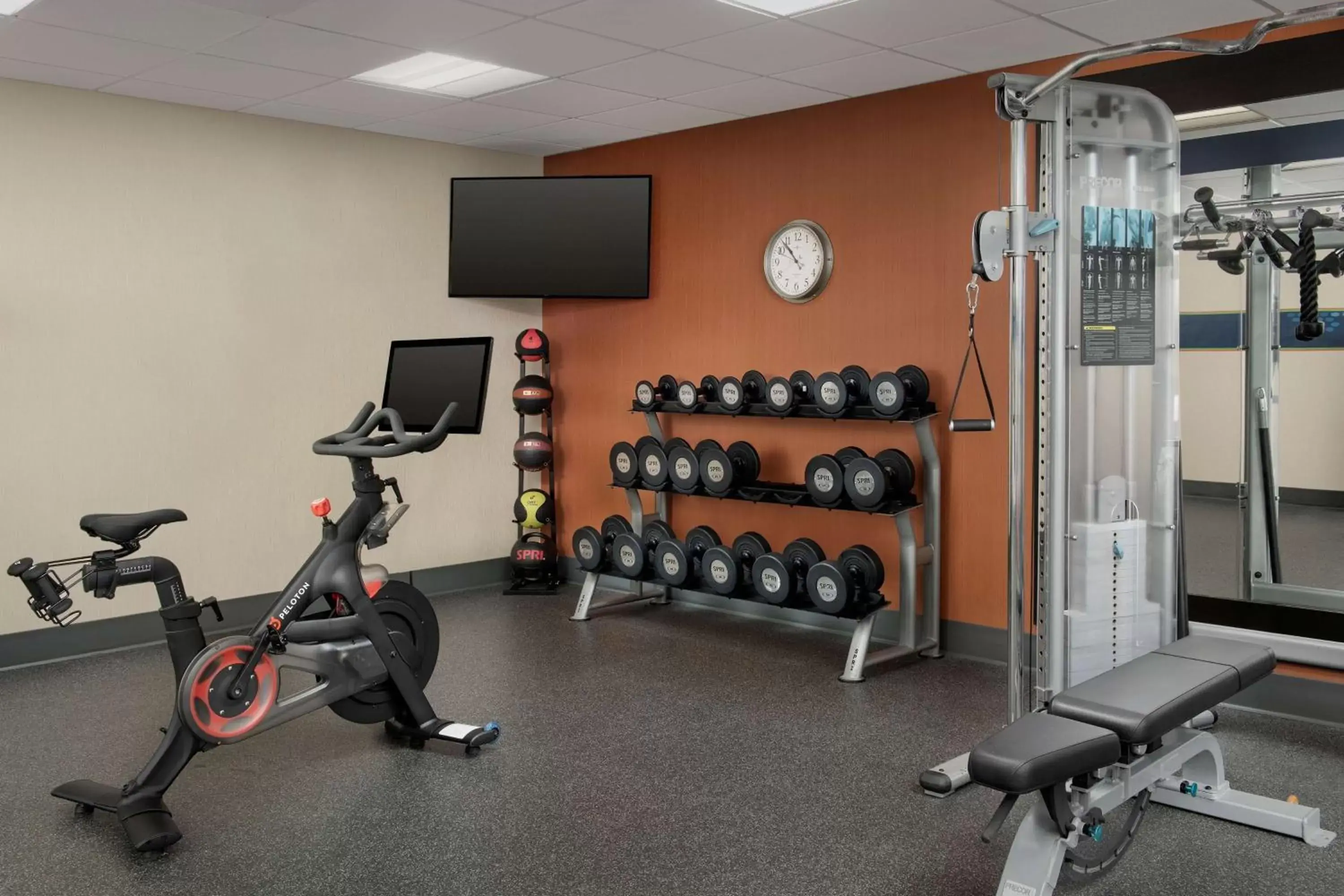 Fitness centre/facilities in Hampton Inn Knoxville Clinton I-75 Fitness centre/facilities in Hampton Inn Knoxville Clinton I-75