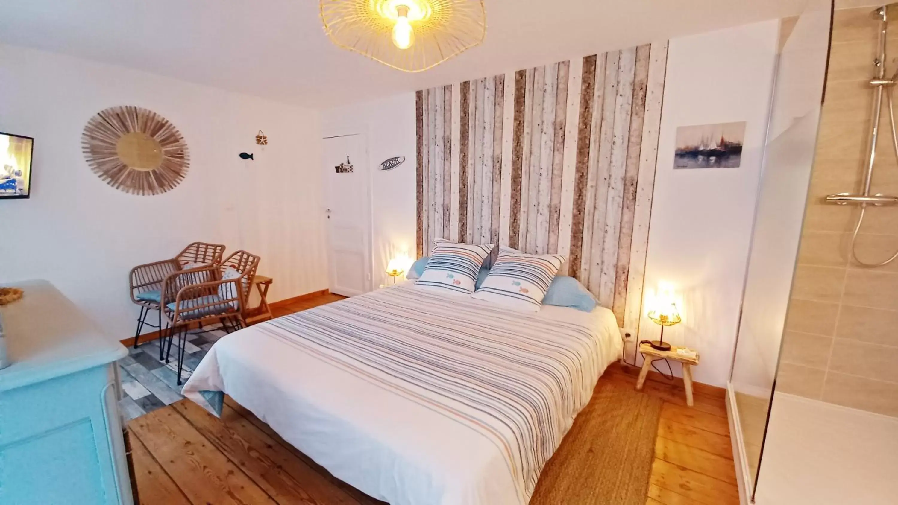 King Room in La Carte Postale King Room in La Carte Postale