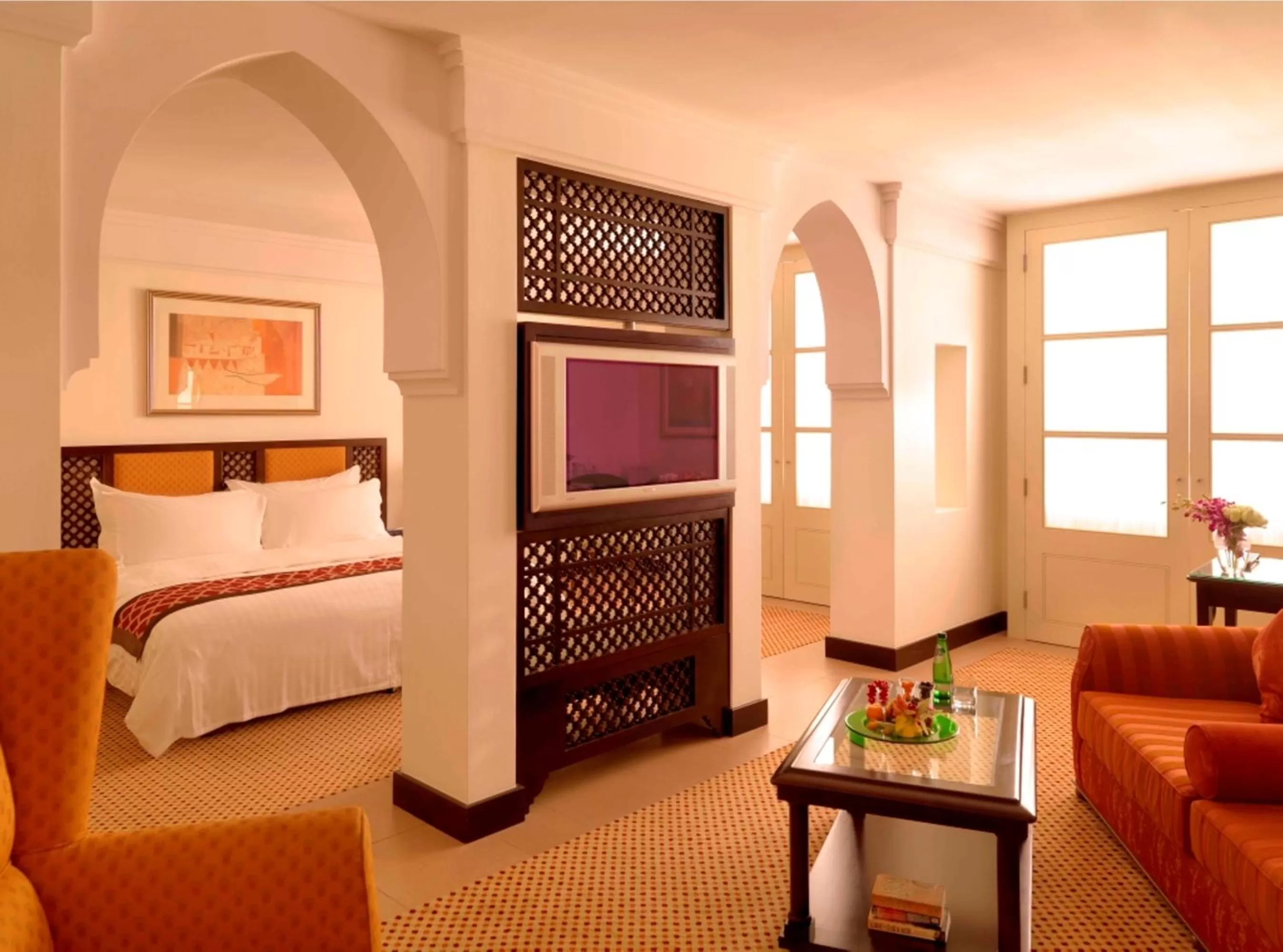 Shower, Seating Area in Radisson Blu Hotel, Riyadh