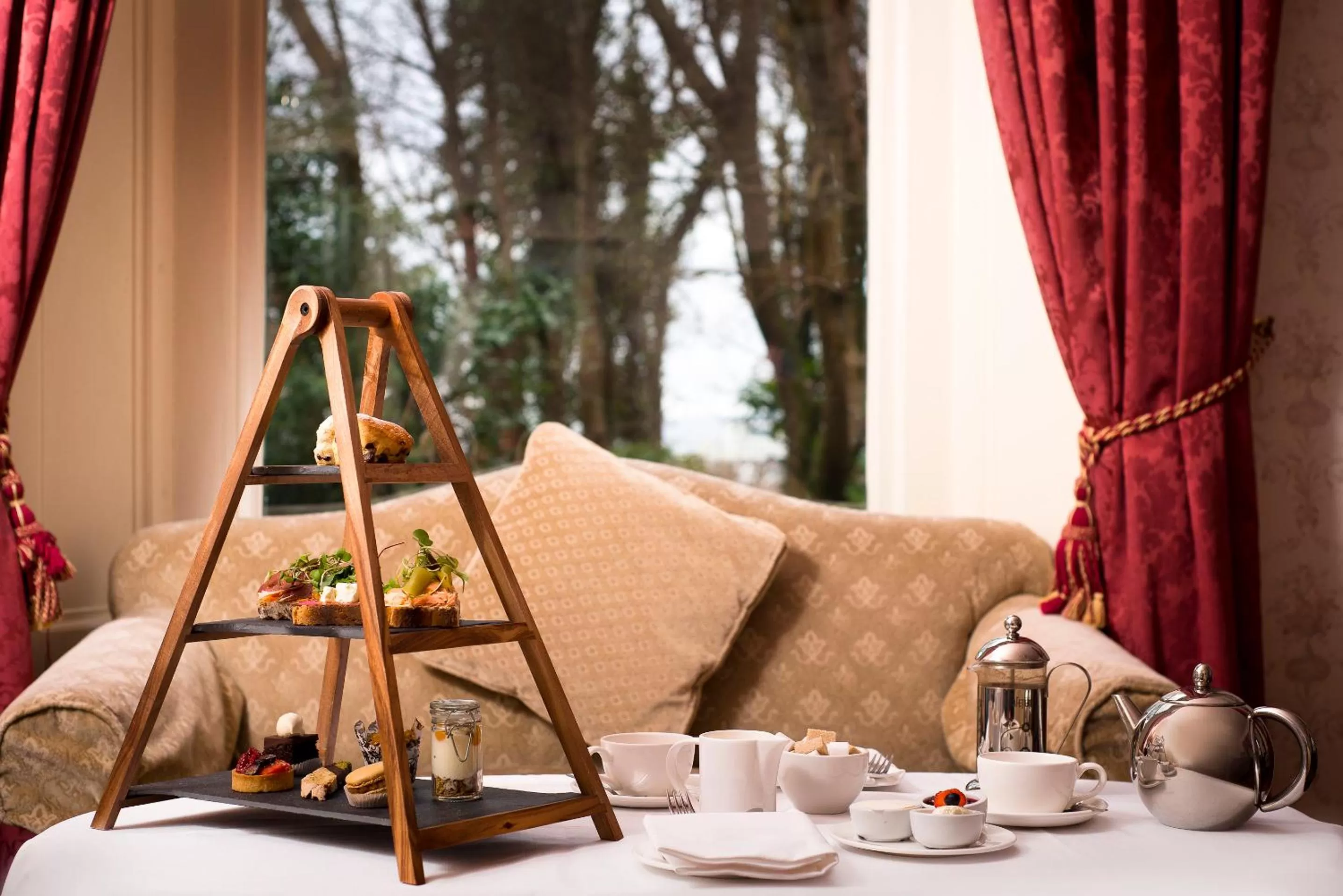 Food and drinks in The Ardilaun Hotel