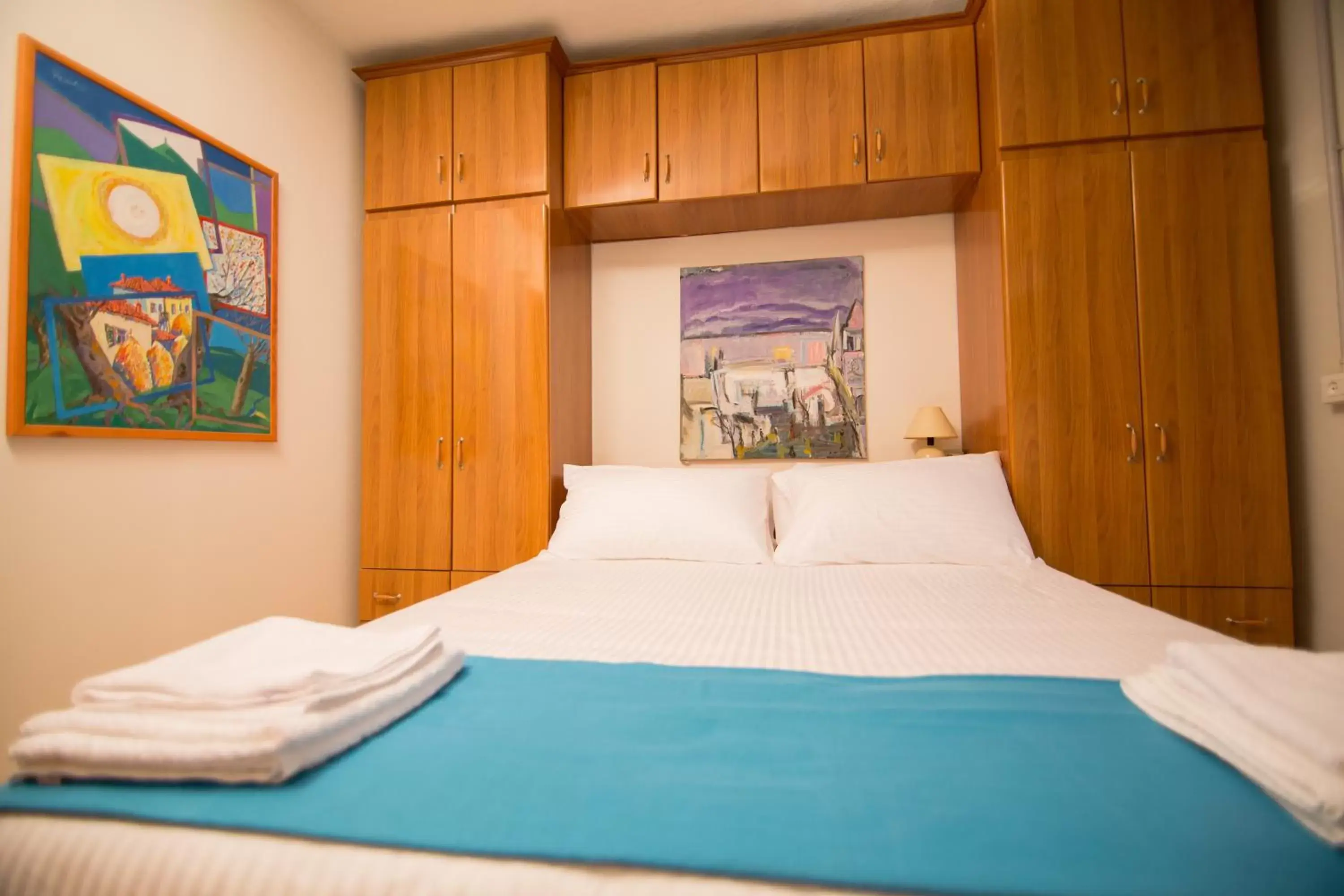 Double Room with Balcony in B&B Artistic Tirana Double Room with Balcony in B&B Artistic Tirana