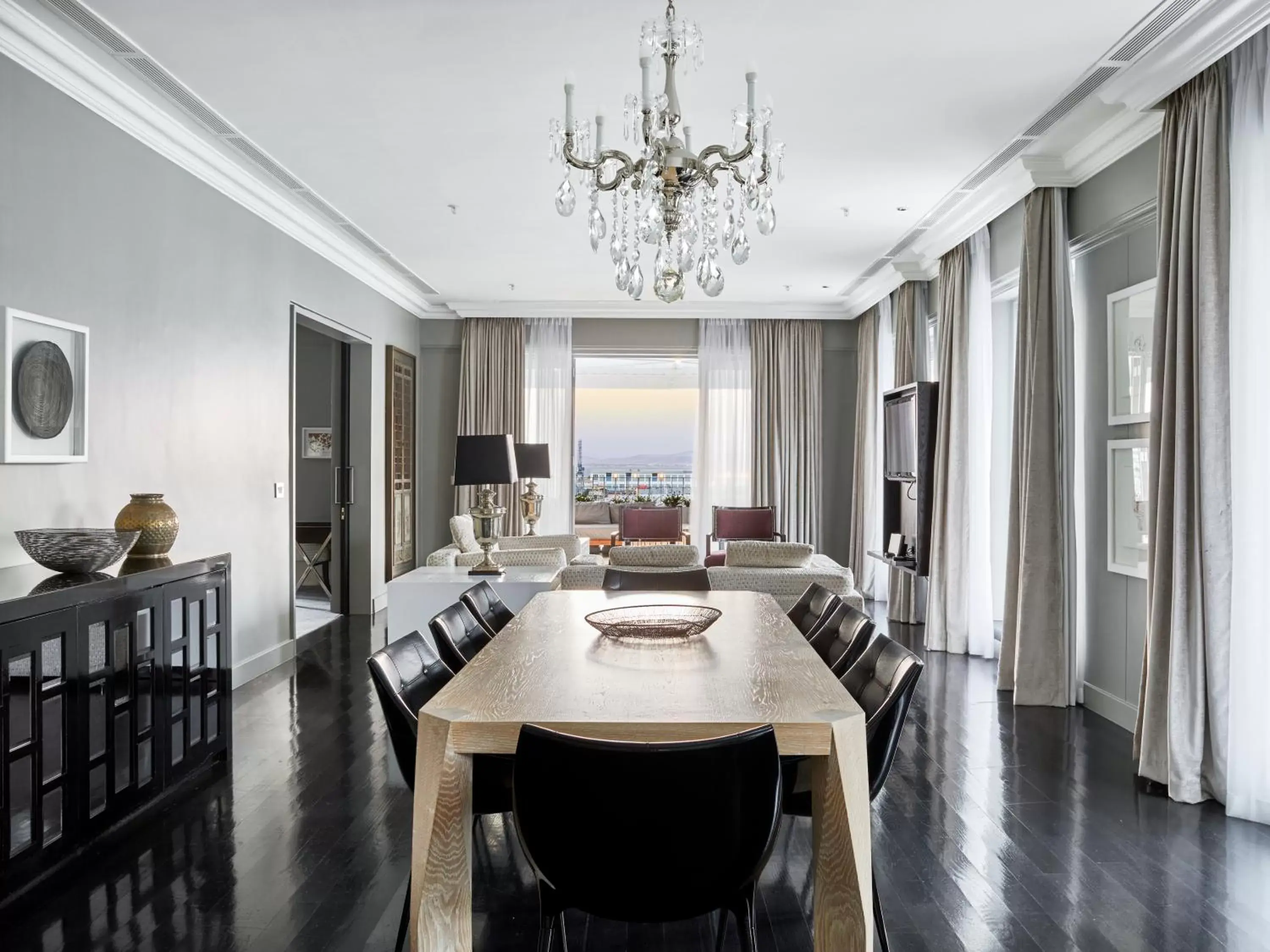 Dining Area in Queen Victoria Hotel by NEWMARK