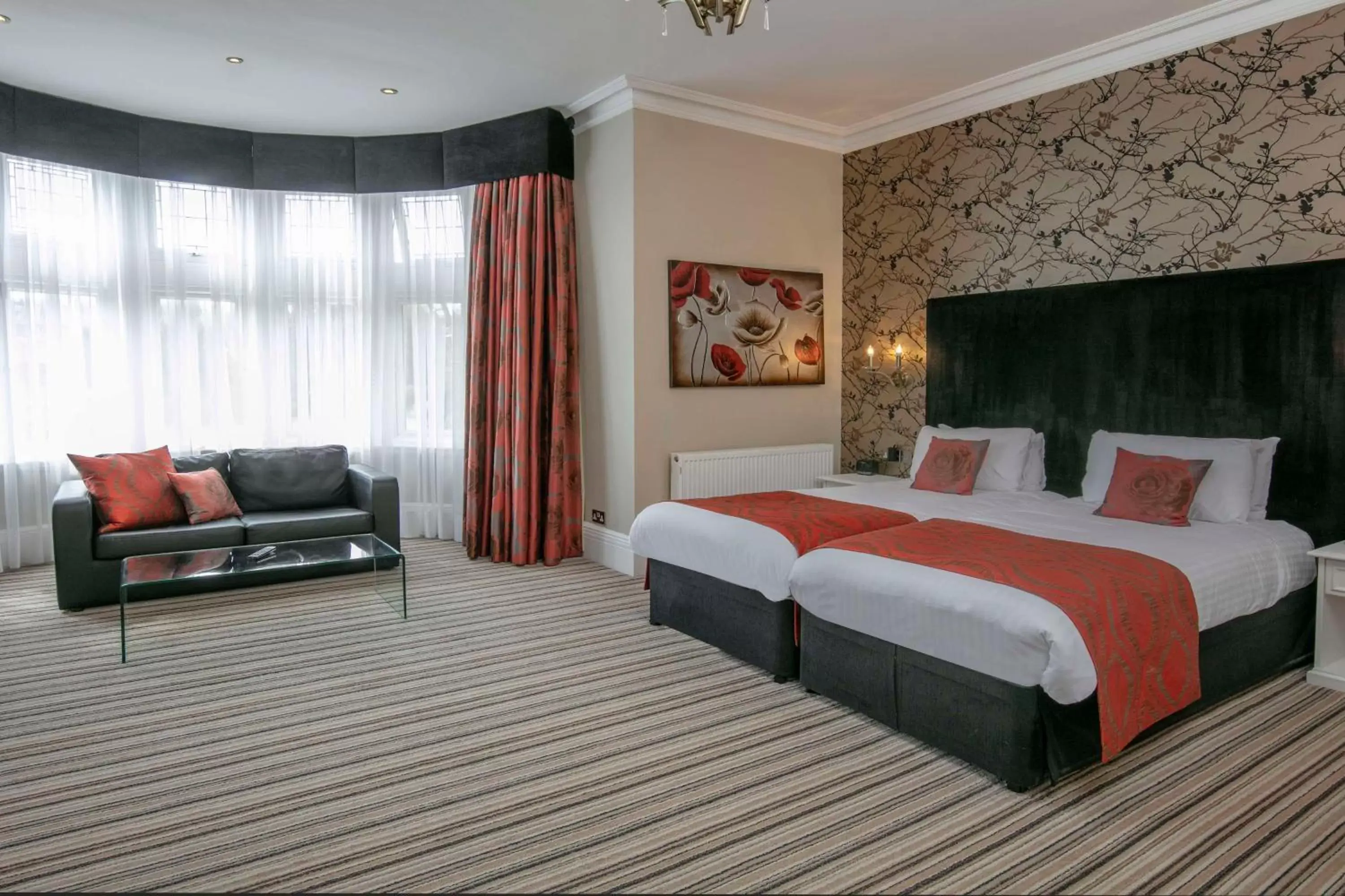 Bedroom, Bed in Best Western Plus Burlington Hotel
