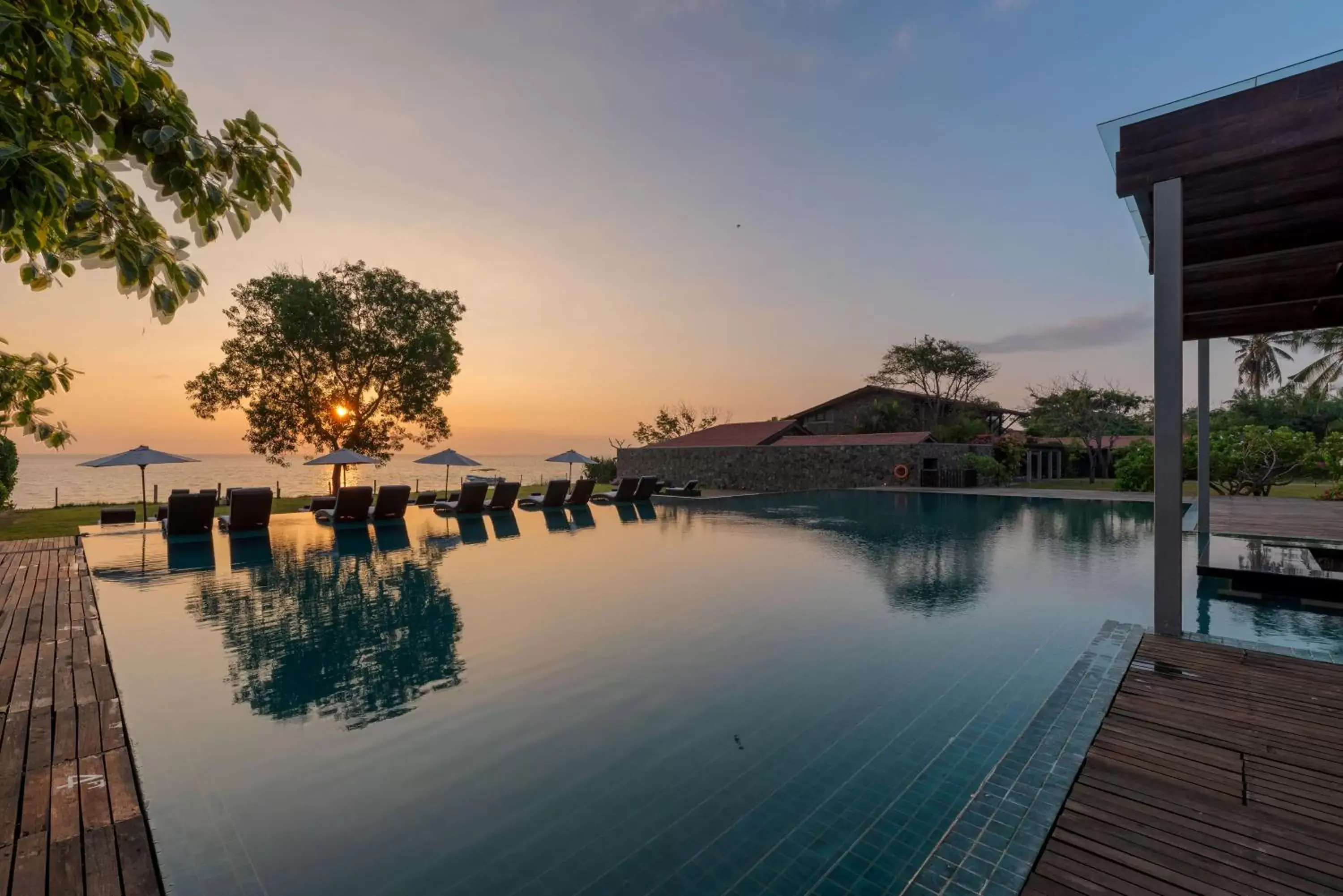 Pool view, Swimming Pool in Regenta Arie Lagoon Negombo