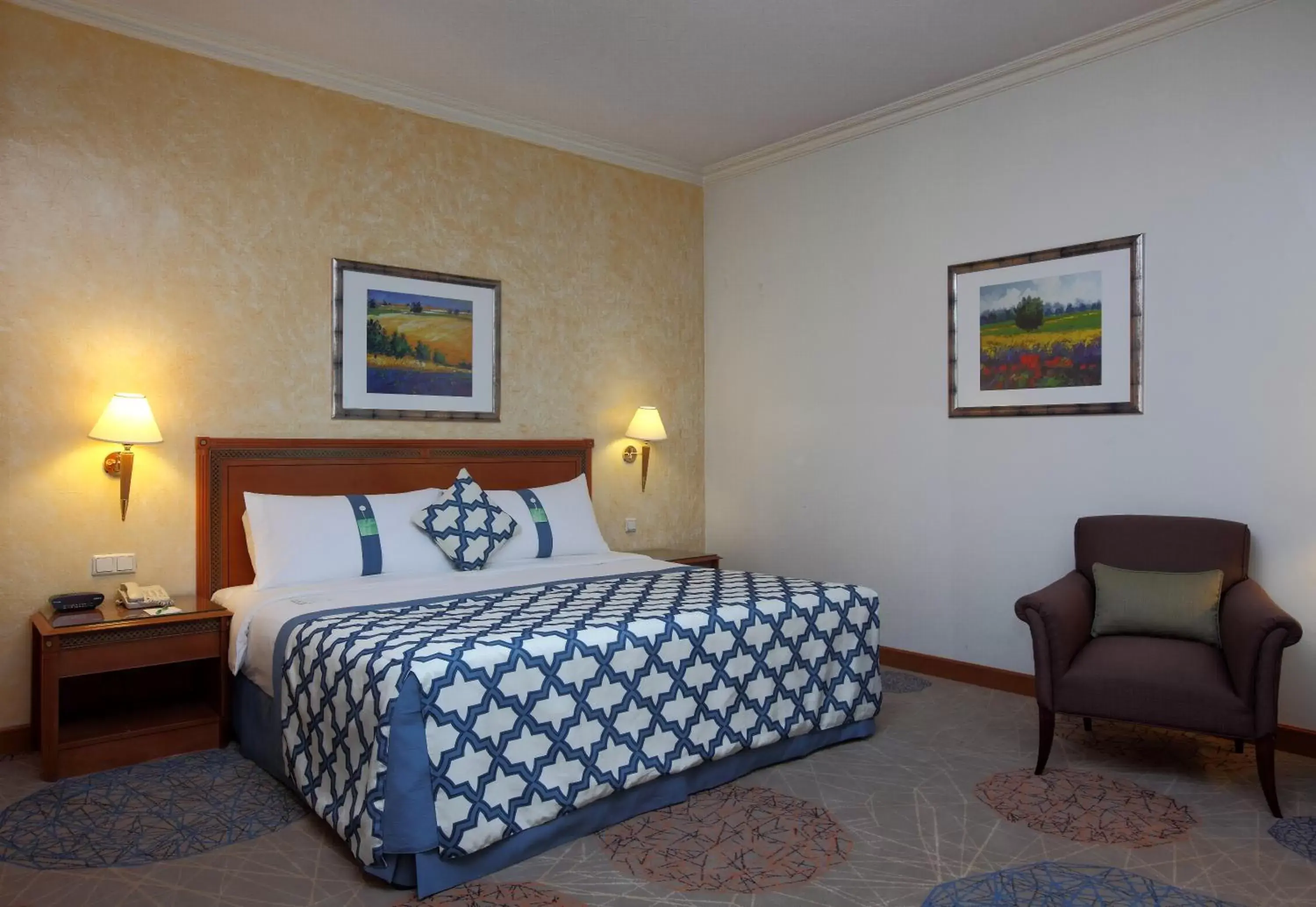 Bedroom, Bed in Holiday Inn Al Khobar, an IHG Hotel