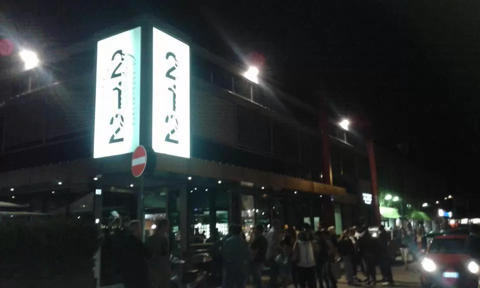 Restaurant/places to eat in Hotel Lux