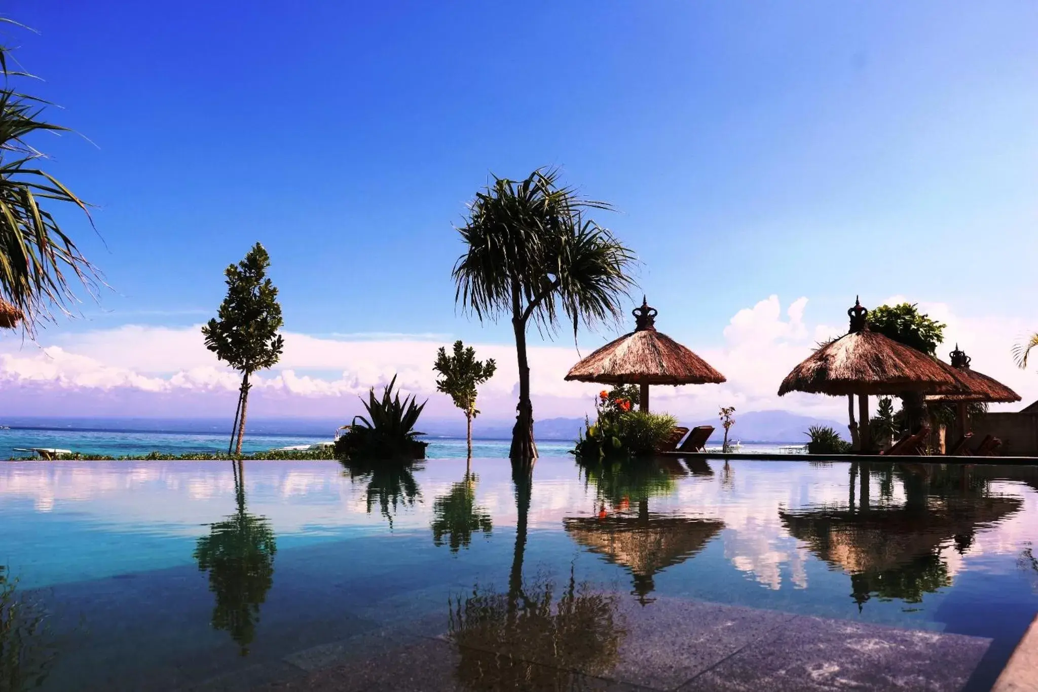 Beach, Swimming Pool in Pemedal Beach Resort