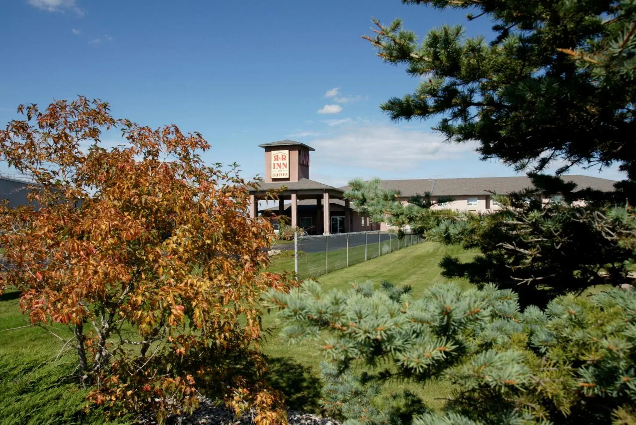 Area and facilities, Property Building in R&R Inn & Suites