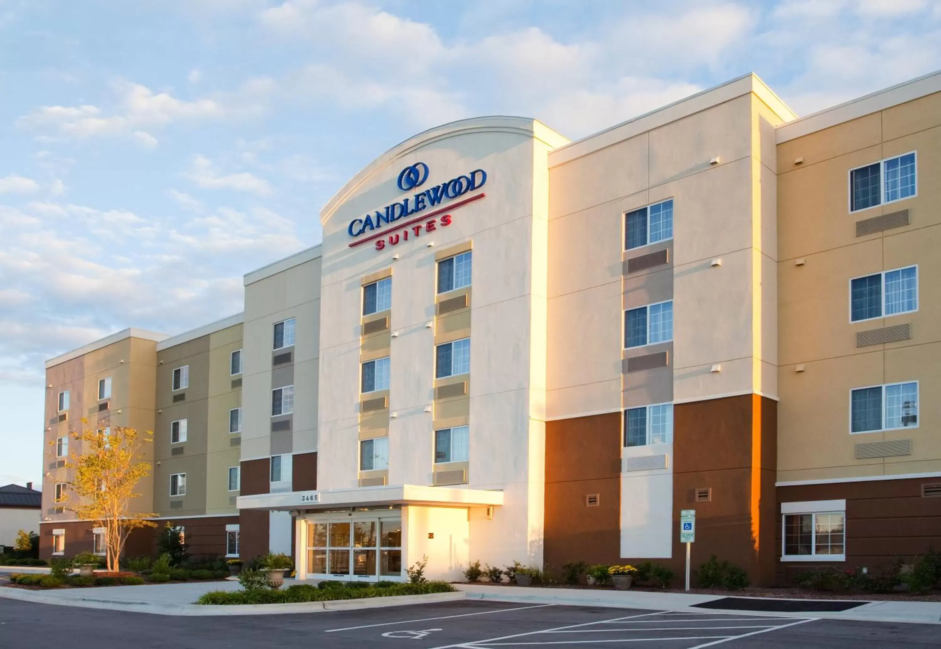 Property Building in Candlewood Suites New Bern, an IHG Hotel