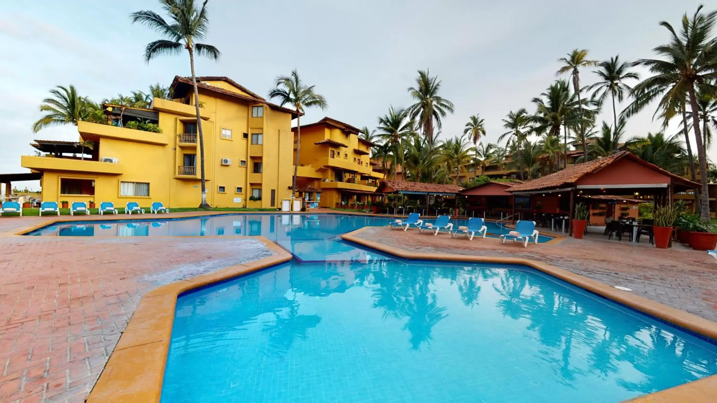 Property building, Swimming Pool in Park Royal Homestay Los Tules Puerto Vallarta