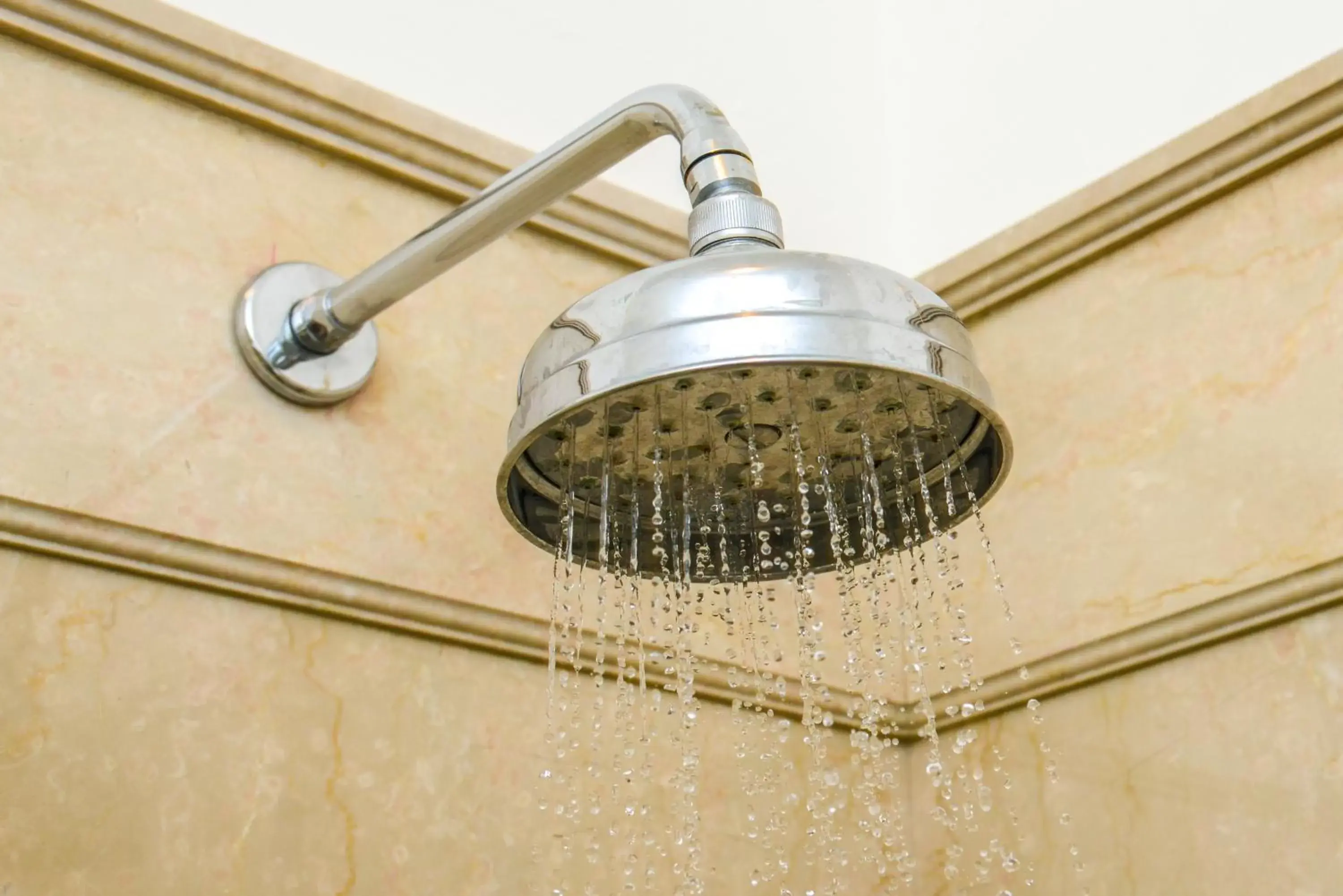 Shower in Hotel Vittoria