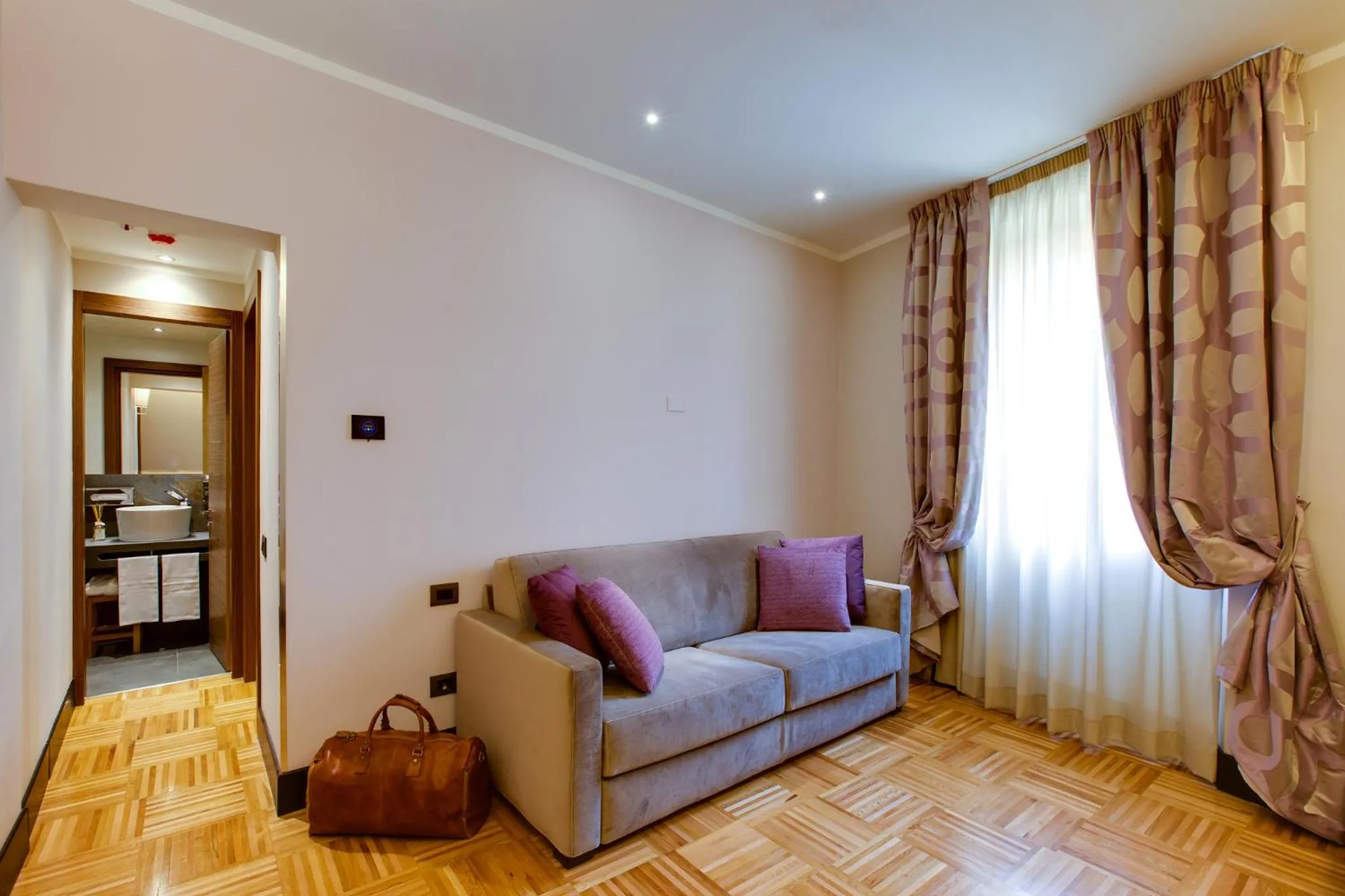 Living room in Solo Experience Hotel