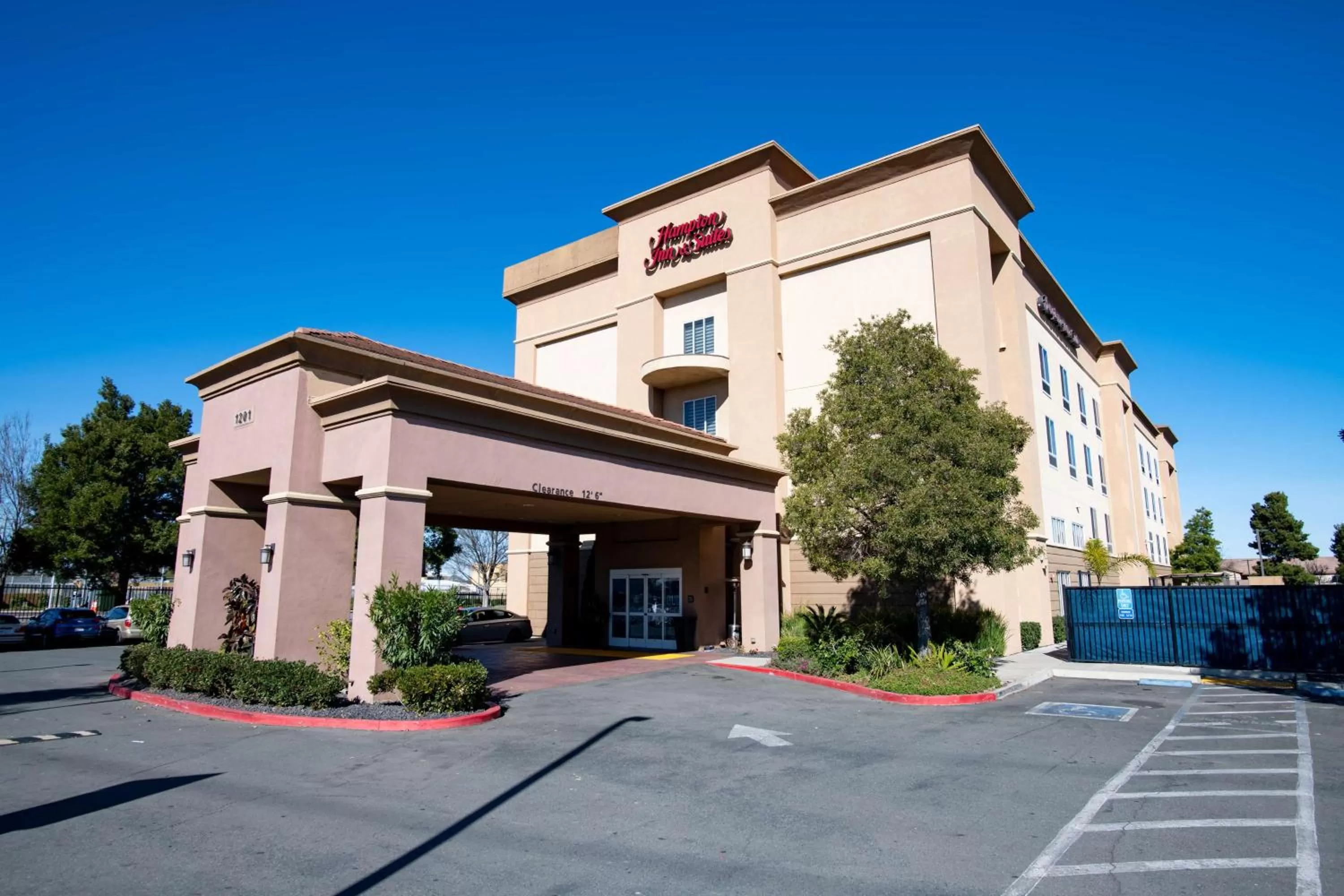 Hampton Inn & Suites Pittsburg