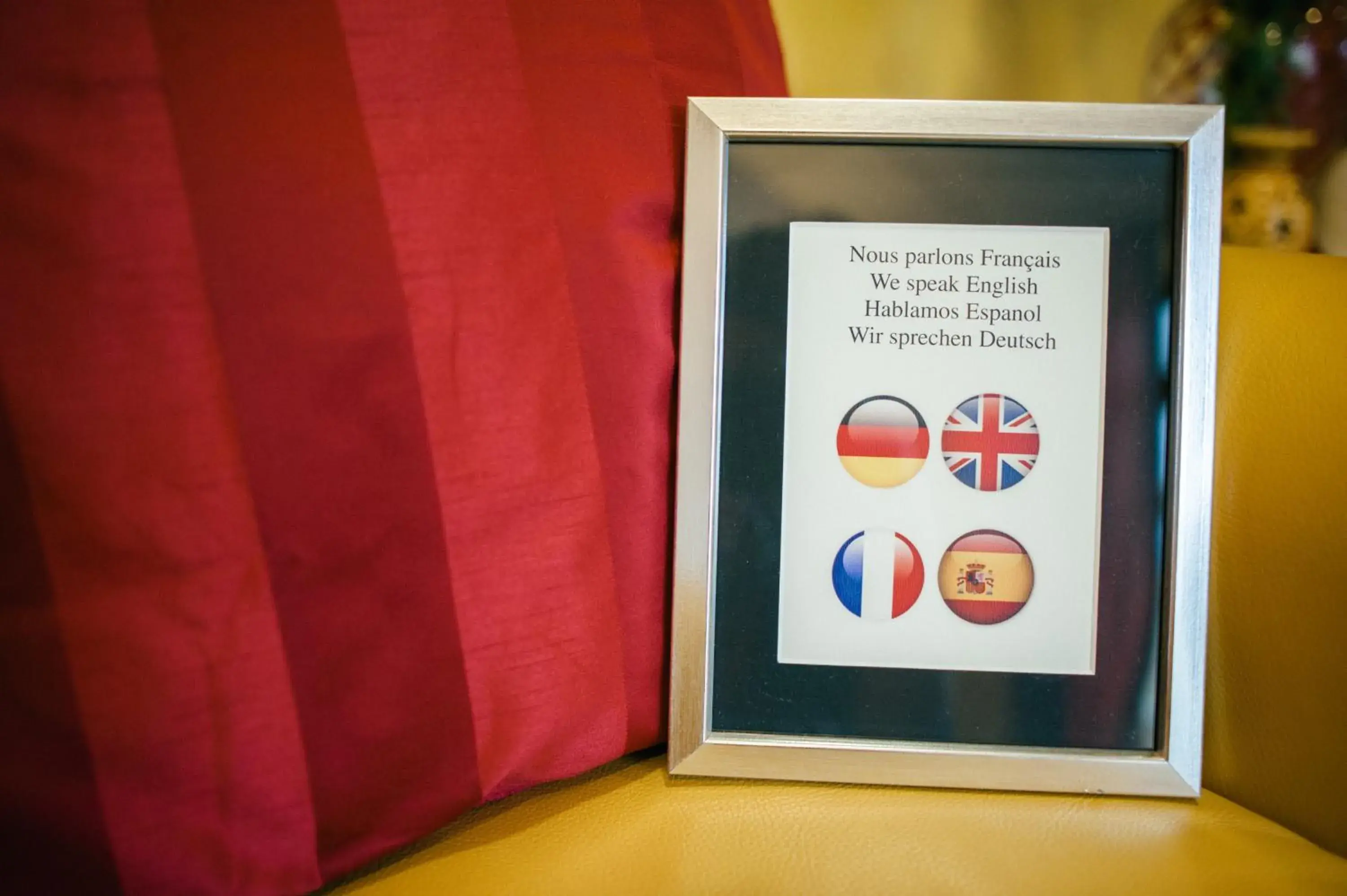 Lobby or reception in Hôtel Carmin Lobby or reception in Hôtel Carmin