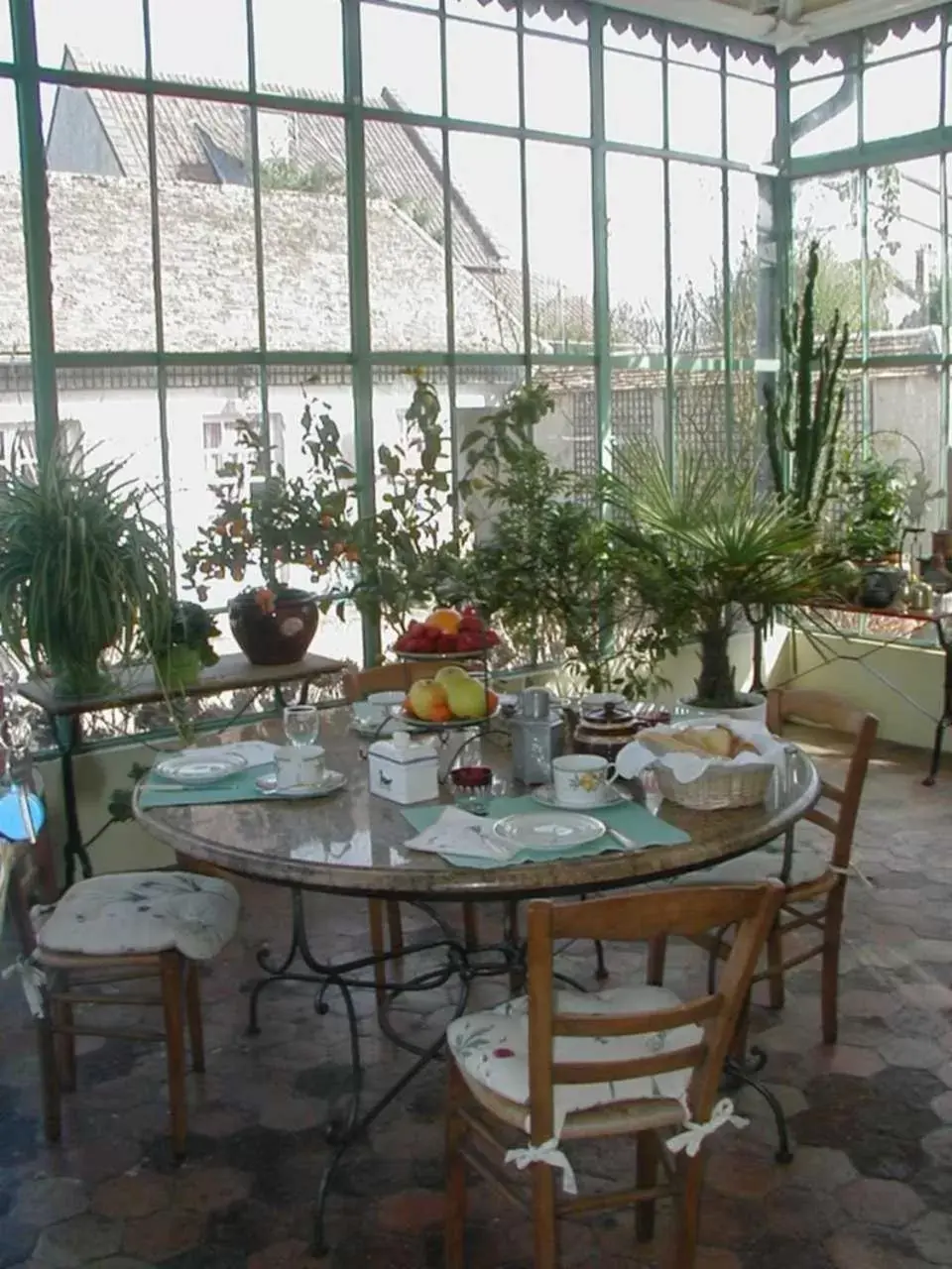 Seating area, Restaurant/Places to Eat in Clos Saint Nicolas