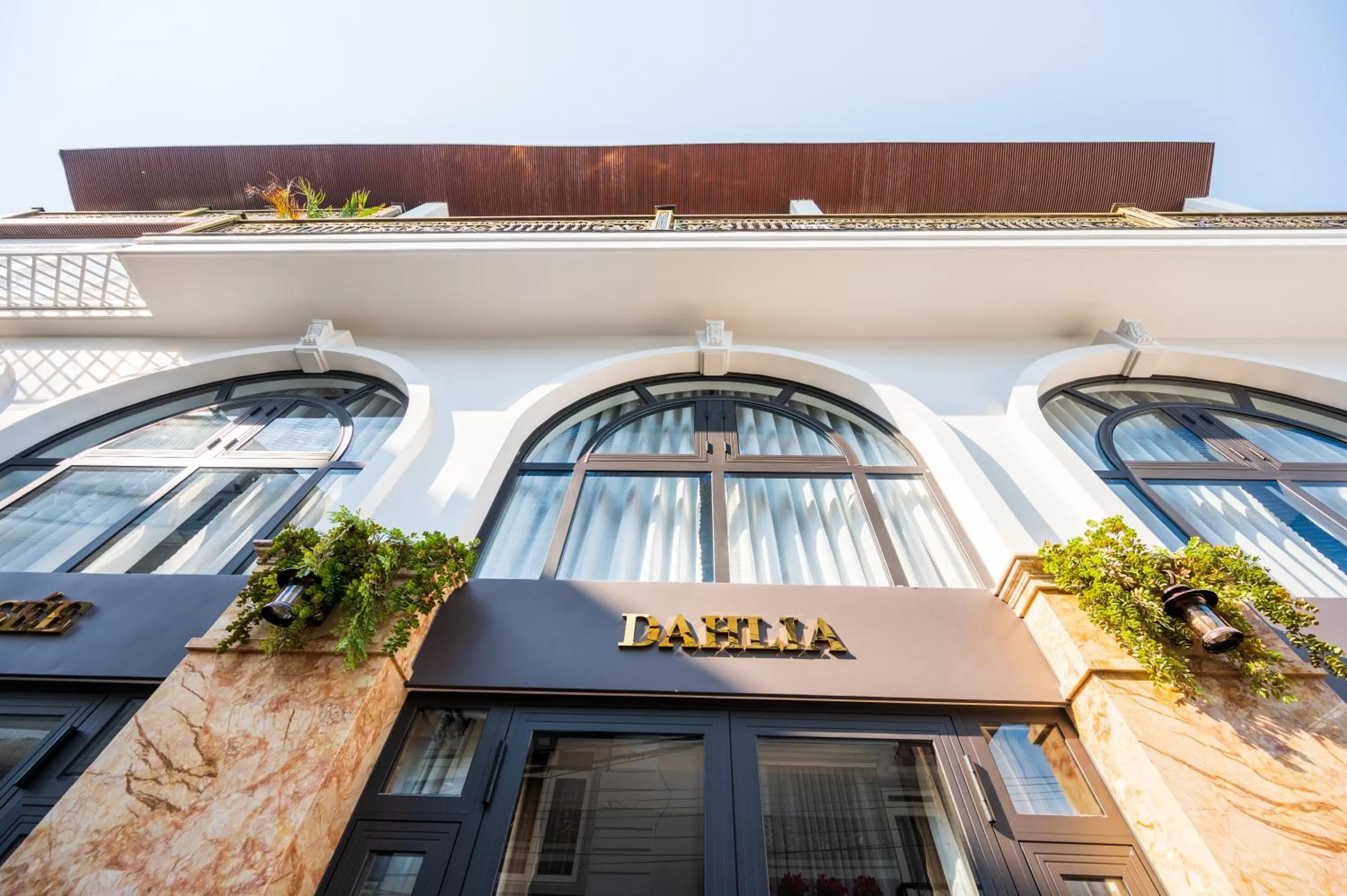 Property building in La Fleur Premium Central Apartment Hotel