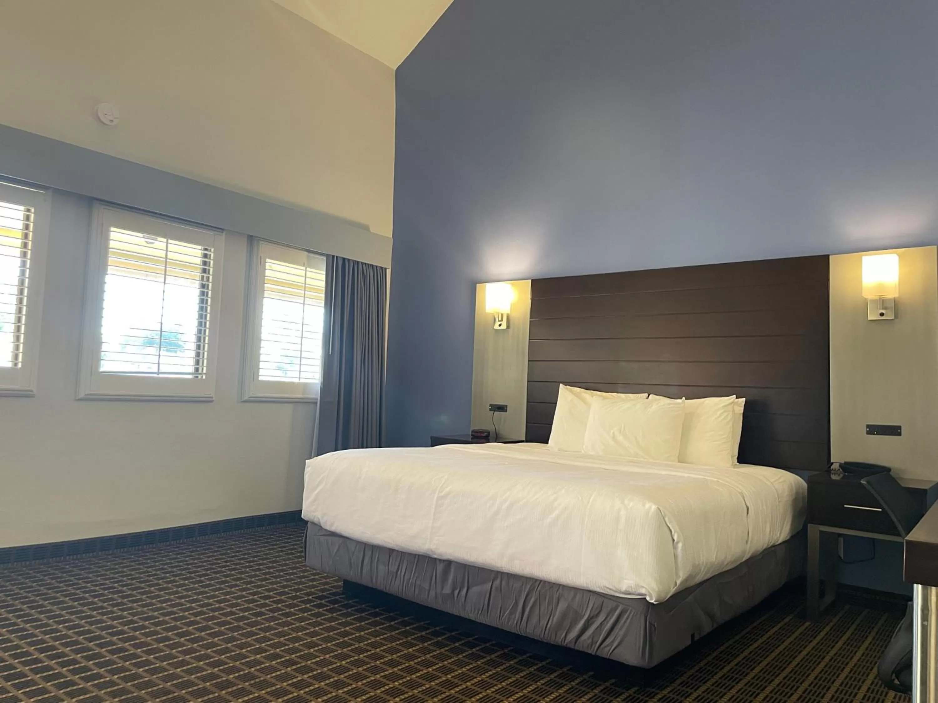 Bedroom, Bed in Hotel Solares