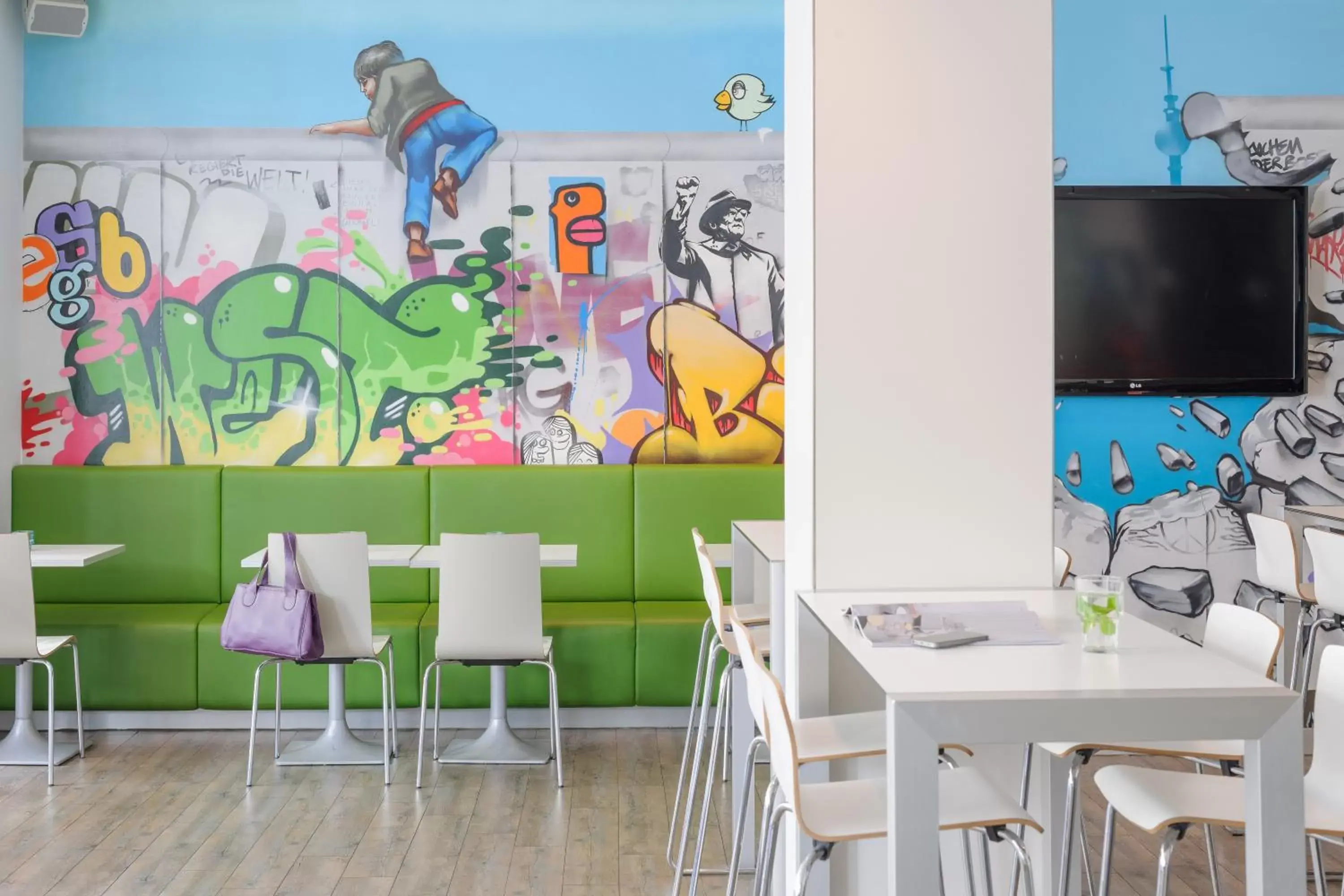 Restaurant/places to eat in ibis Styles Hotel Berlin Mitte Restaurant/places to eat in ibis Styles Hotel Berlin Mitte