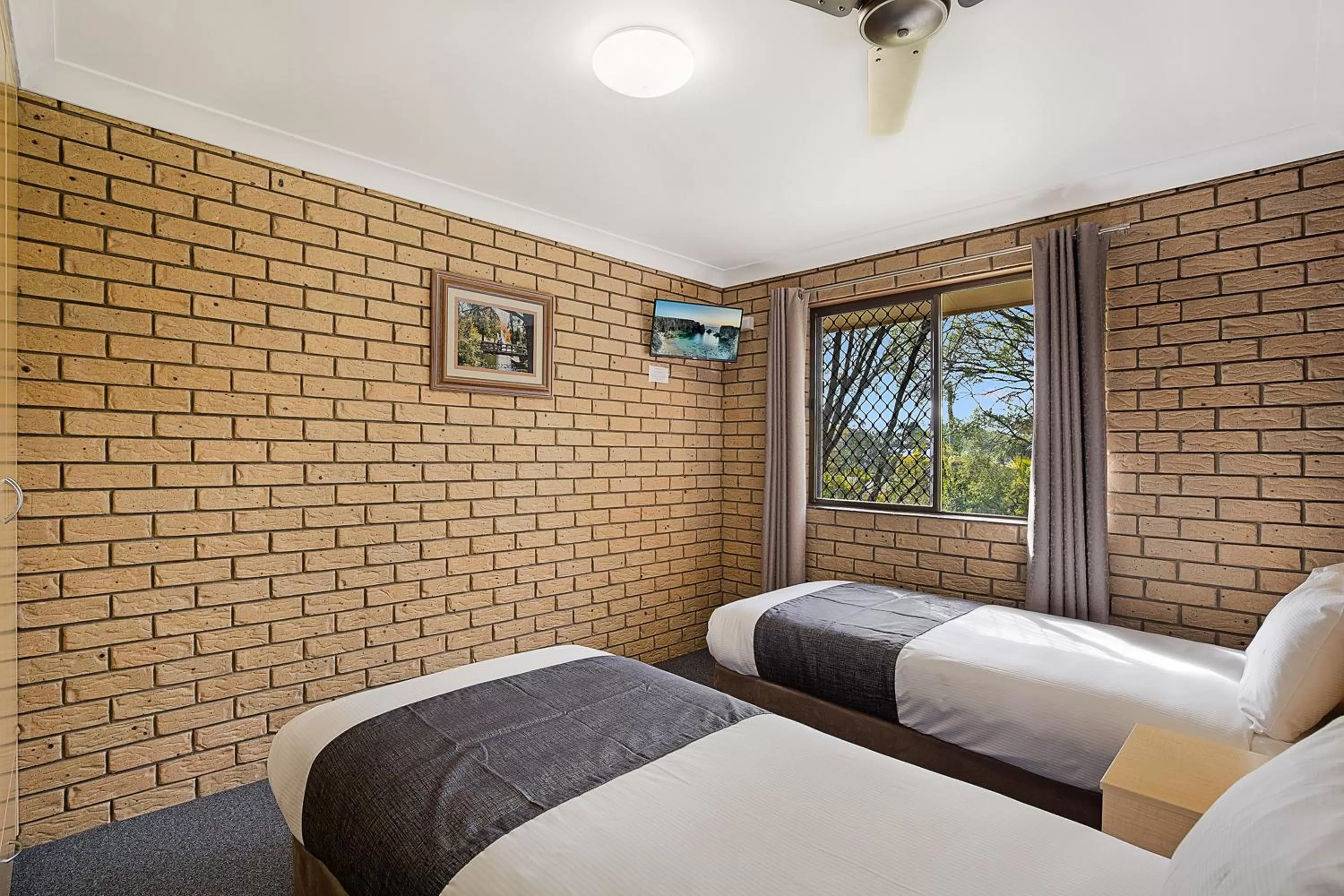 Bedroom, Bed in Sunray Motor Inn