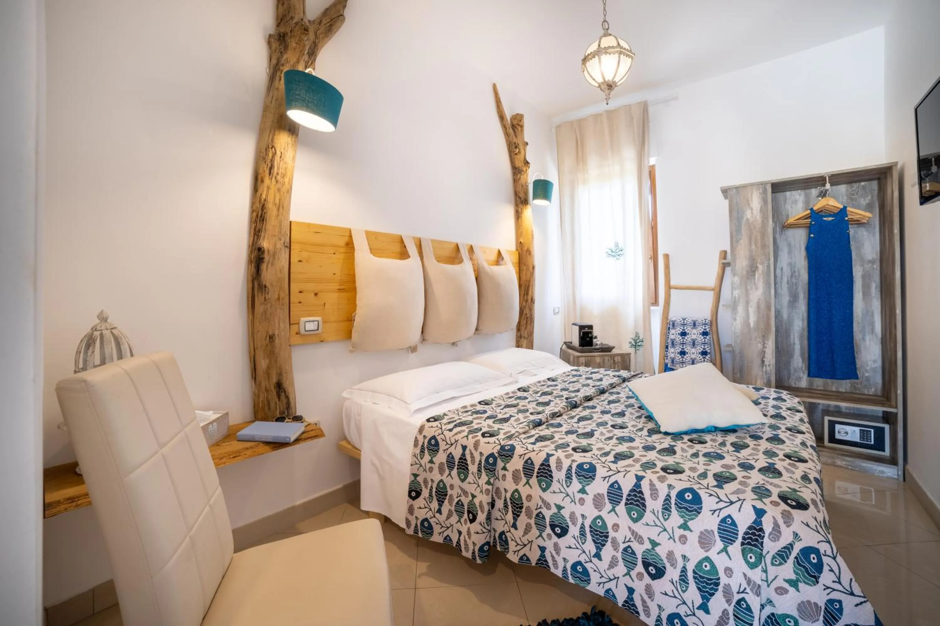 Bed in Love & Fama Hotel