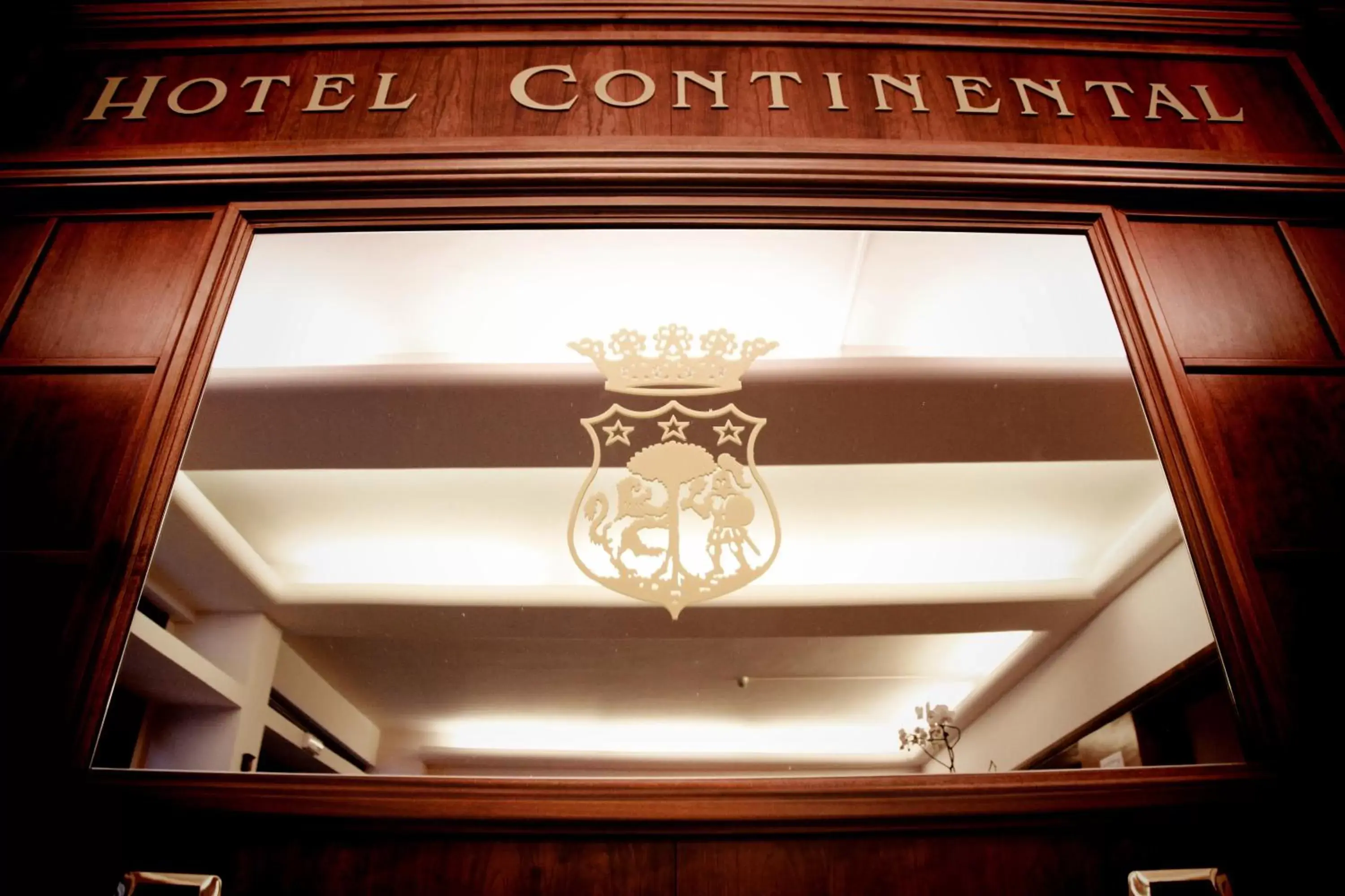 Decorative detail, Property Logo/Sign in Hotel Continental