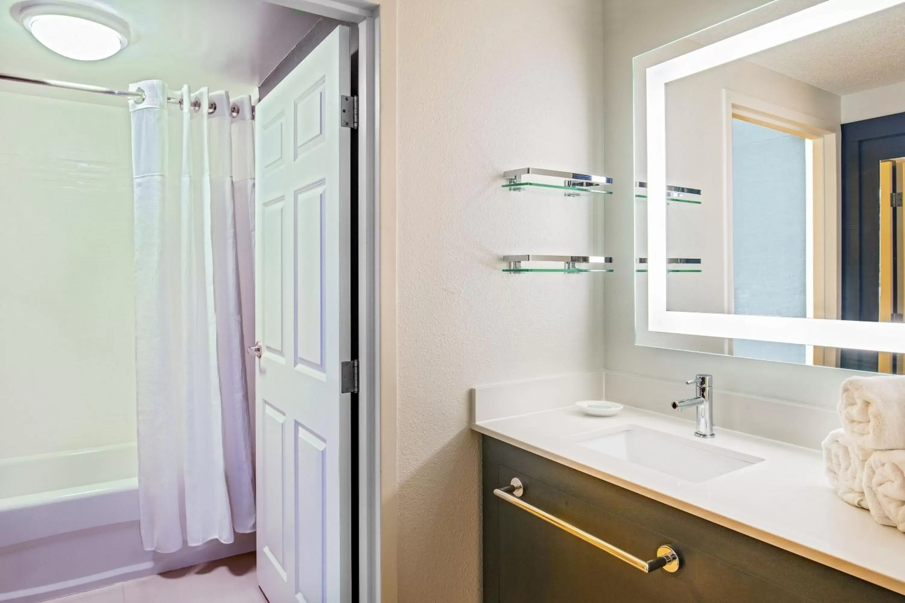 Bathroom in Residence Inn by Marriott Norfolk Airport