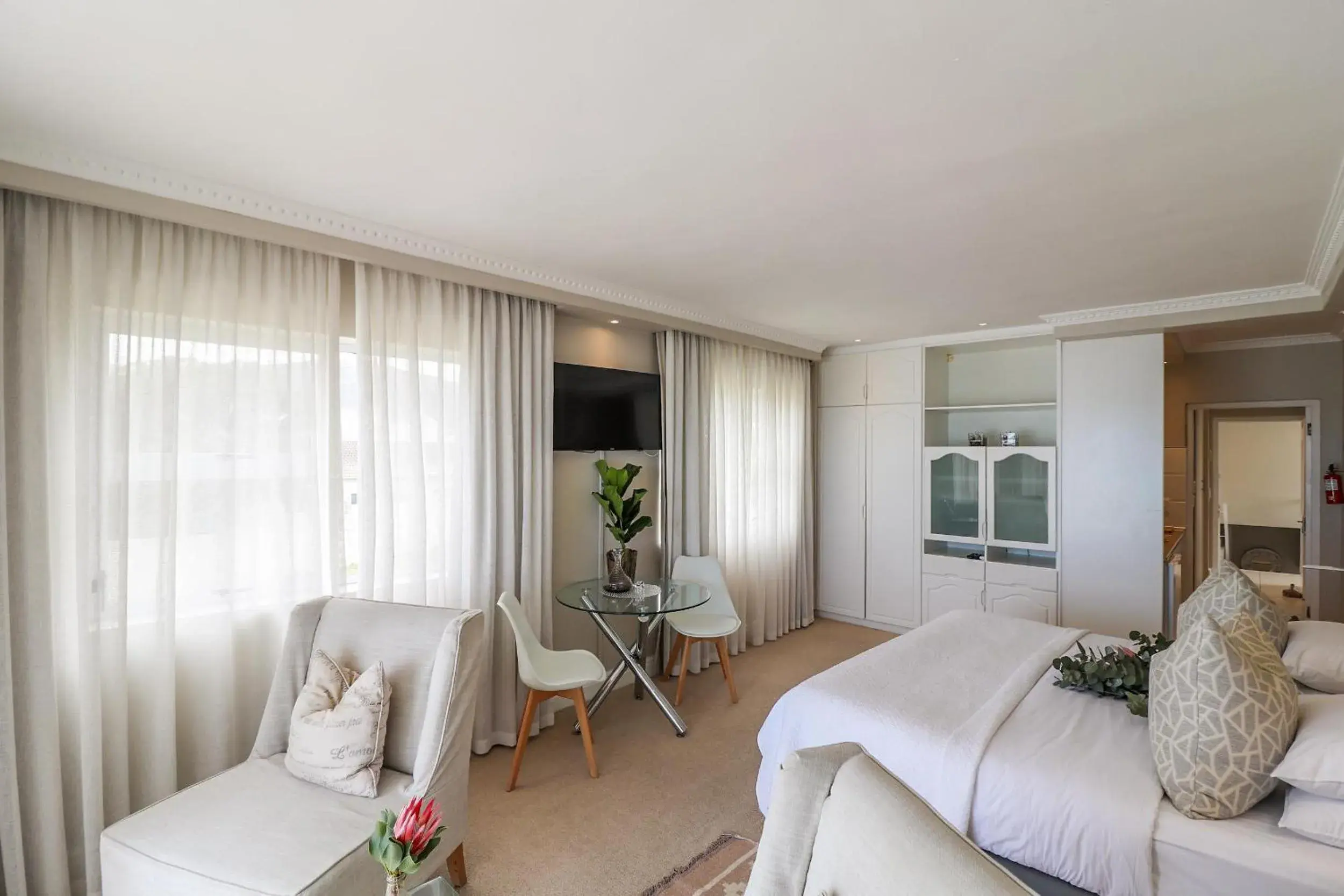 Bedroom in Hermanus Beachfront Lodge