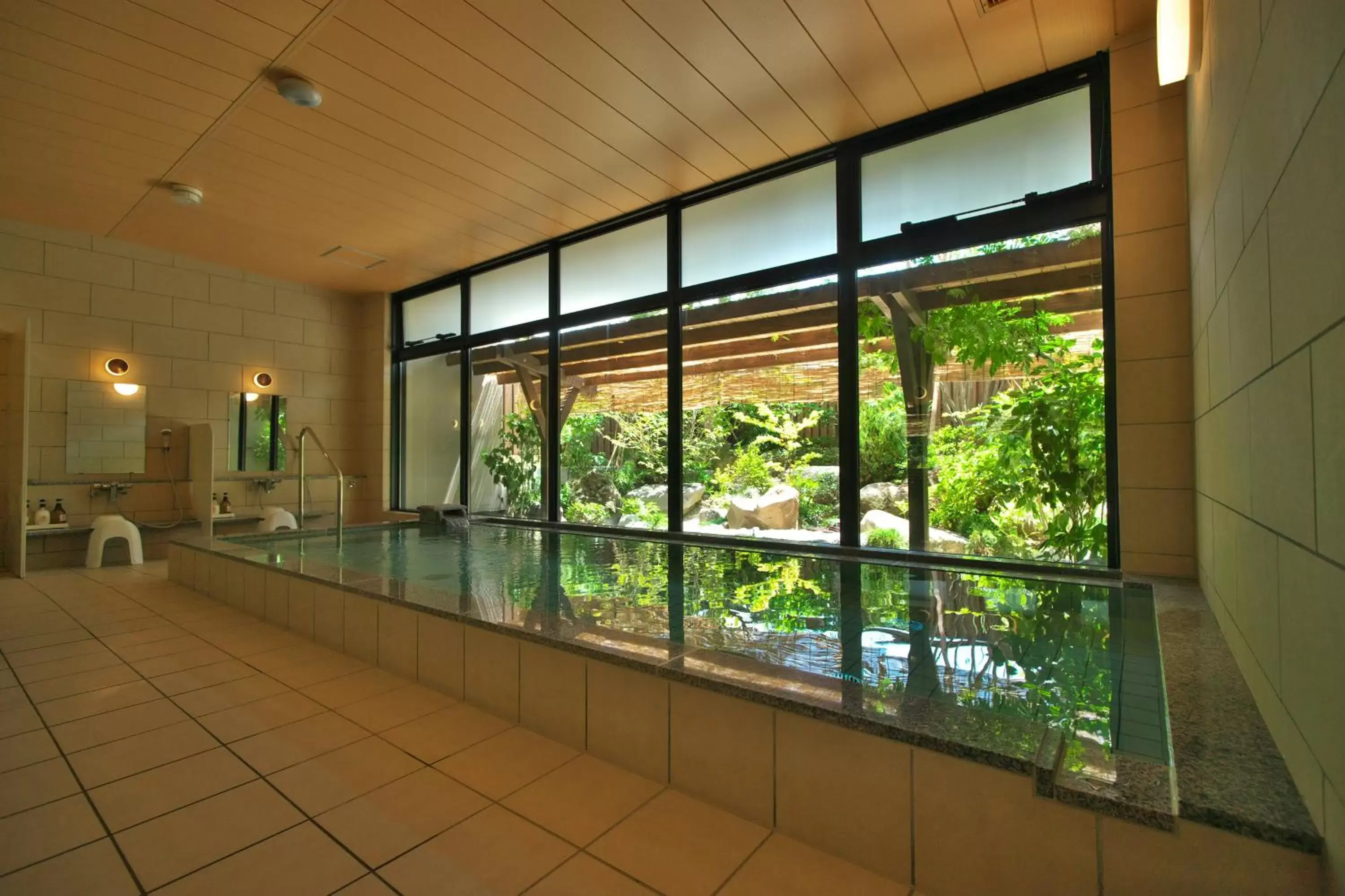 Public Bath in Kanazawa Sainoniwa Hotel