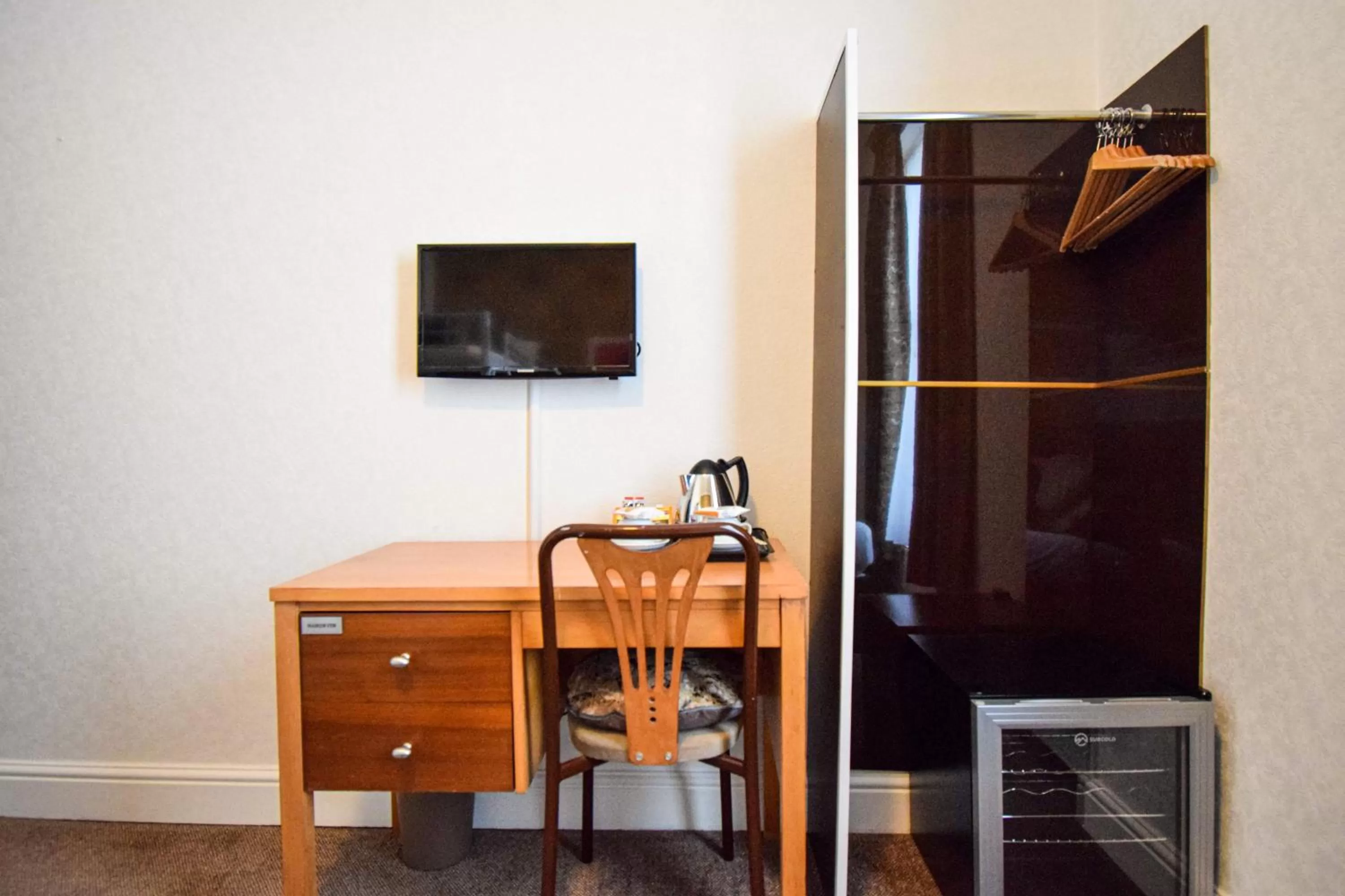 Pembridge Palace Hotel