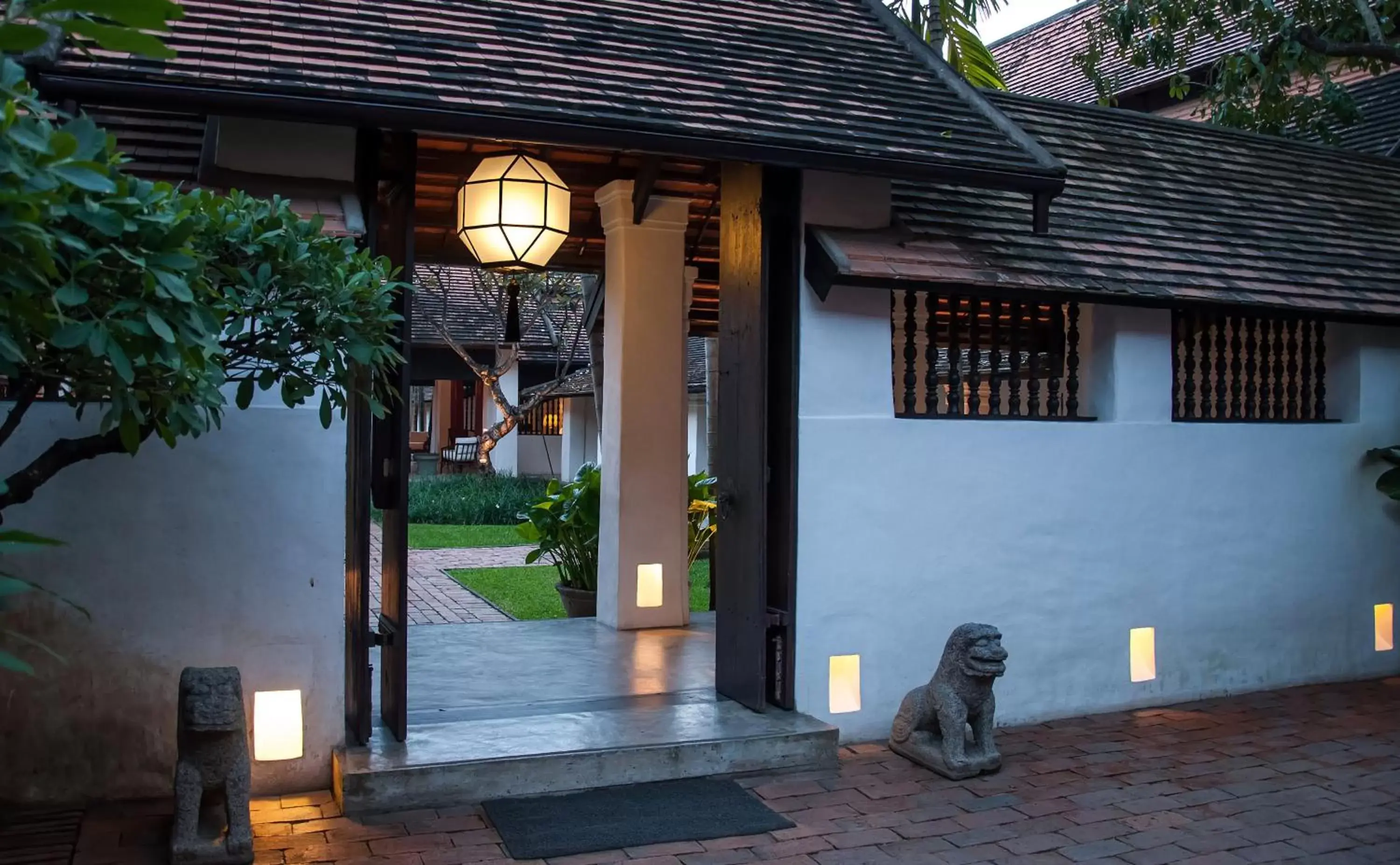 Facade/entrance in Rachamankha Hotel