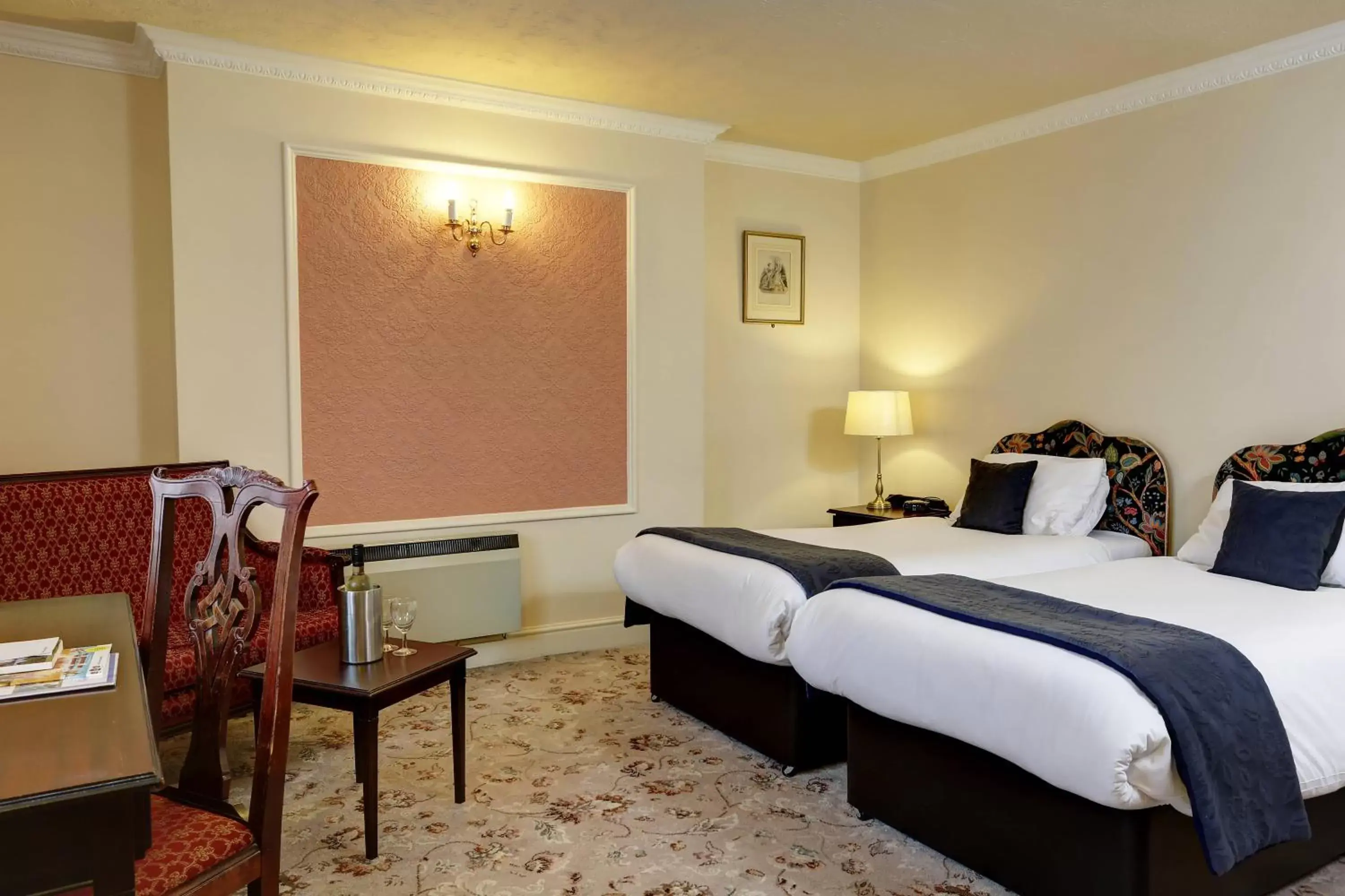 Bedroom in Royal Victoria Hotel