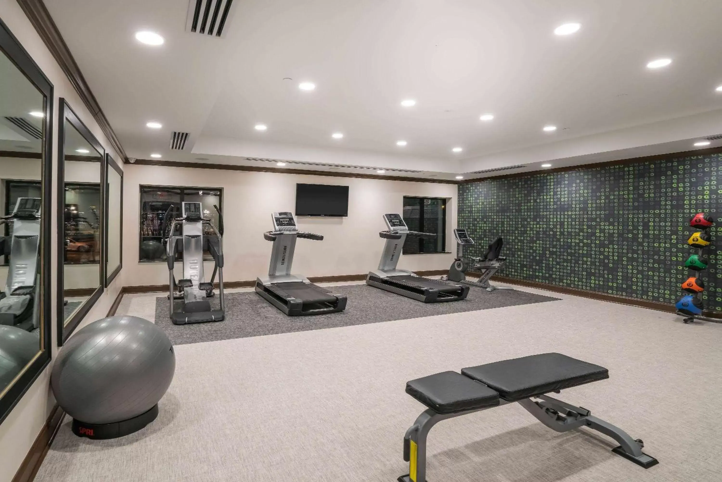 Fitness centre/facilities, Fitness Center/Facilities in La Quinta by Wyndham Memphis Wolfchase