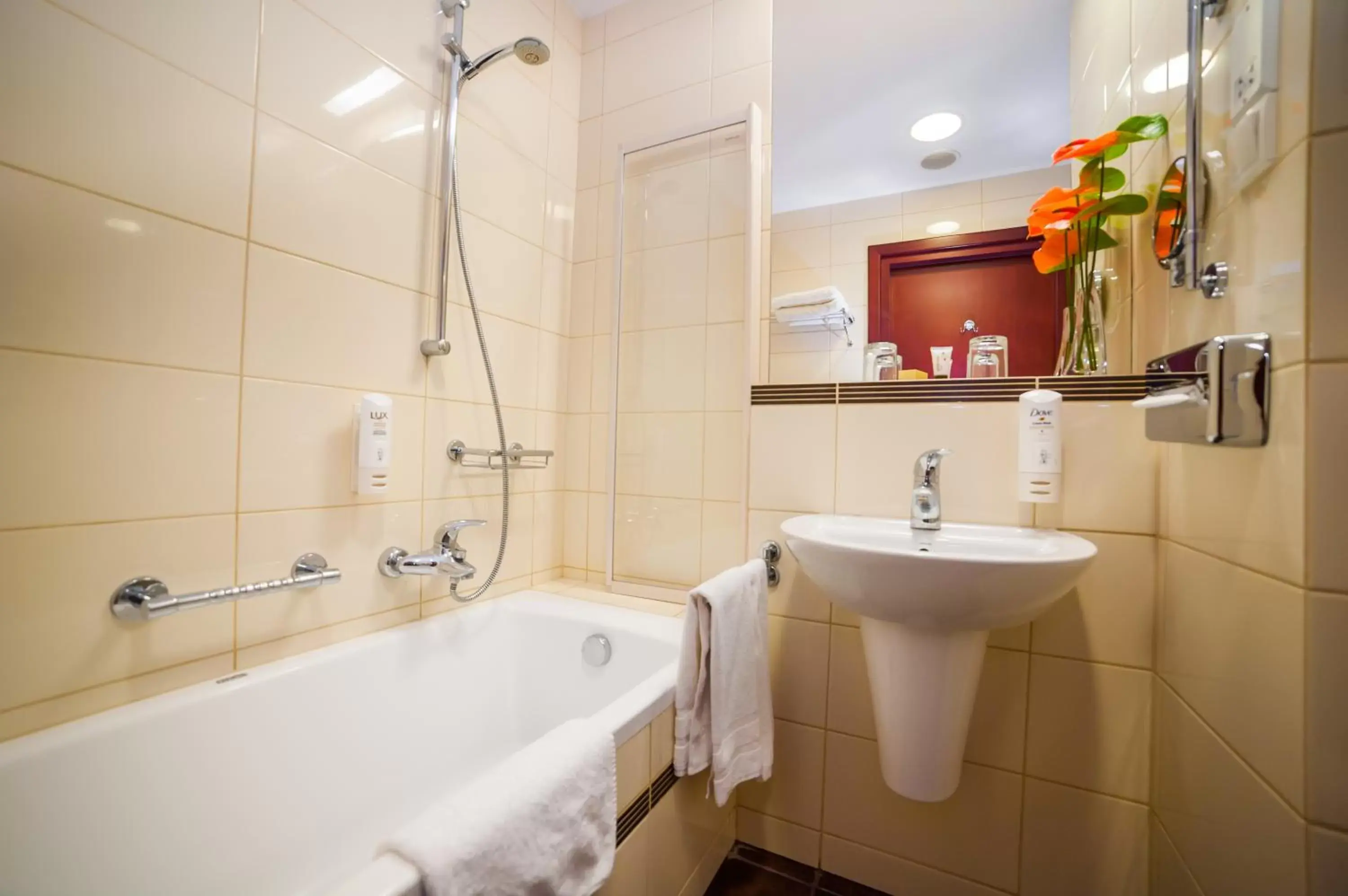 Bathroom in Premier Kraków Hotel
