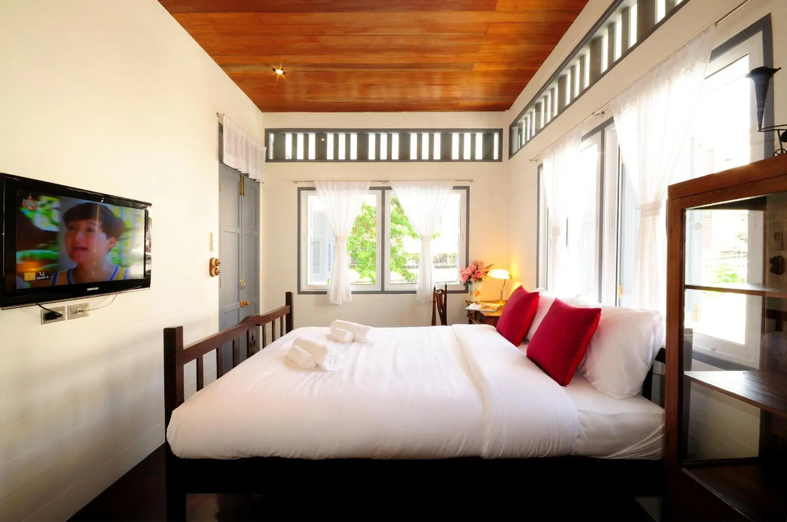 Other, Bed in Baan Noppawong