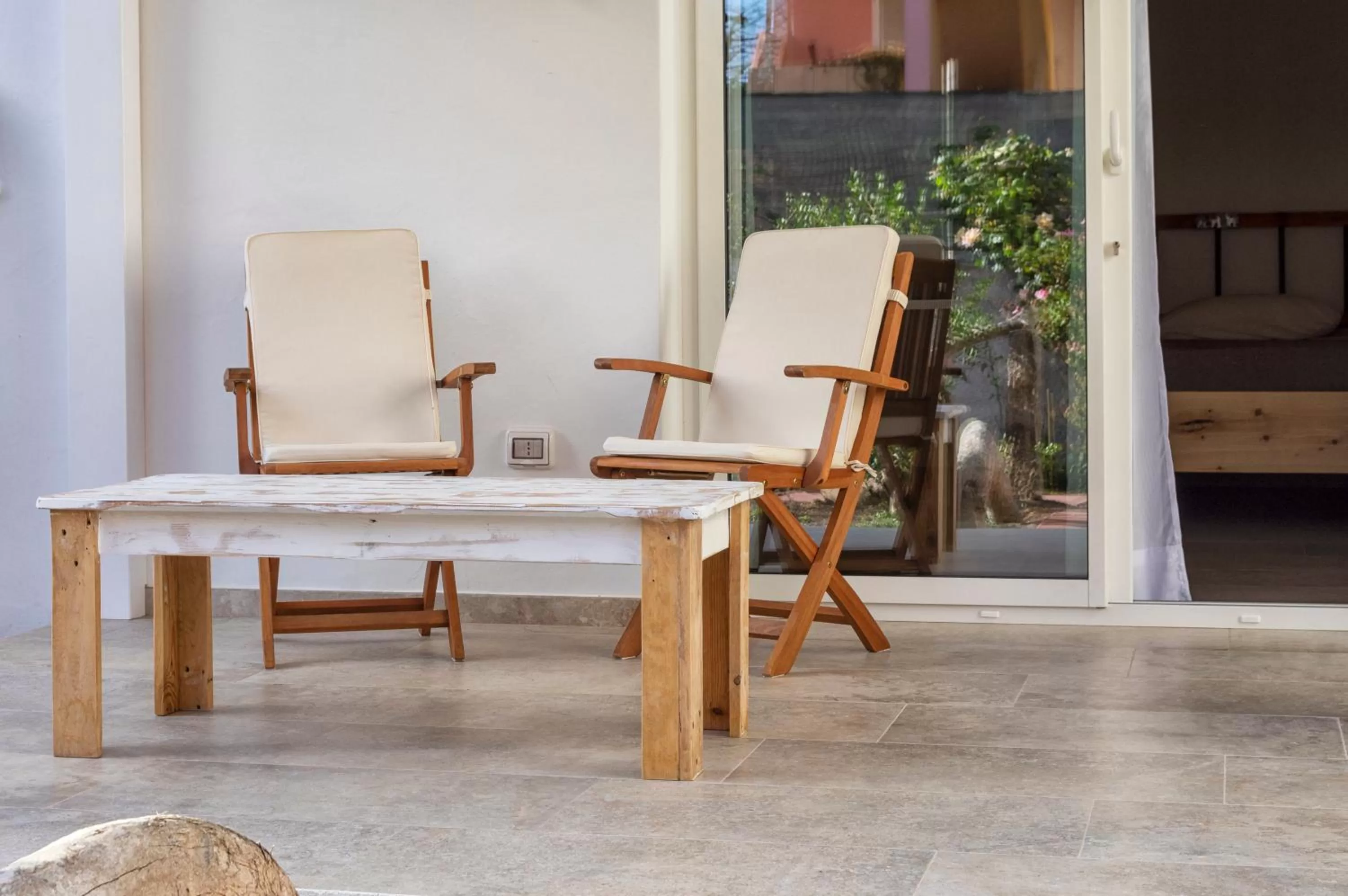 Property building in B&B Les Chambres Rooms & Suite