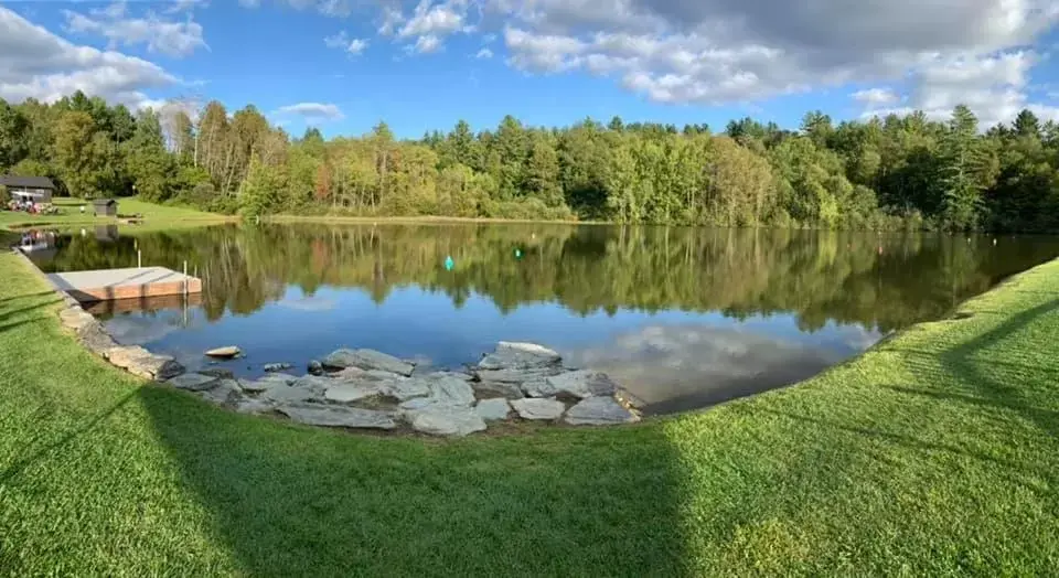 Lake view, Natural Landscape in Commodores Inn