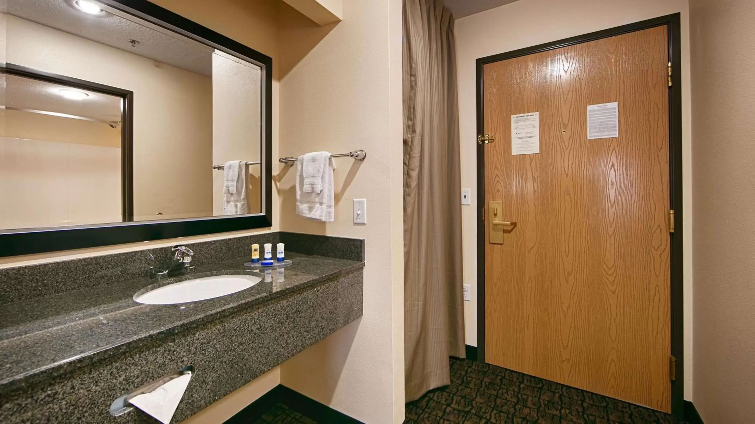 Bathroom in Best Western Plus - Wendover Inn