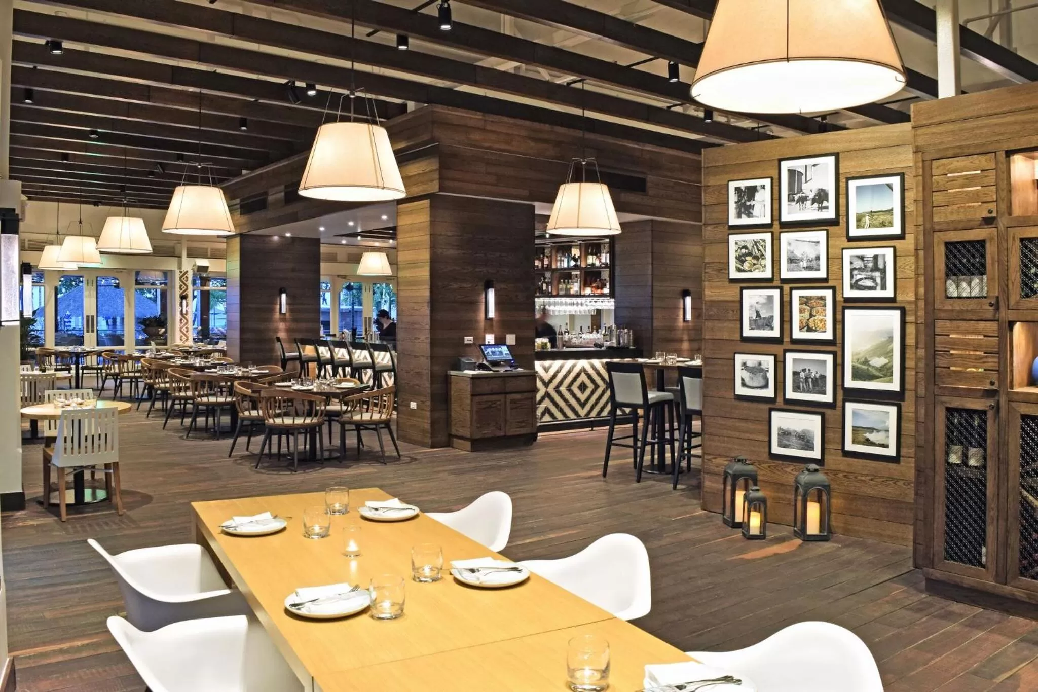 Restaurant/places to eat in Fairmont El San Juan Hotel