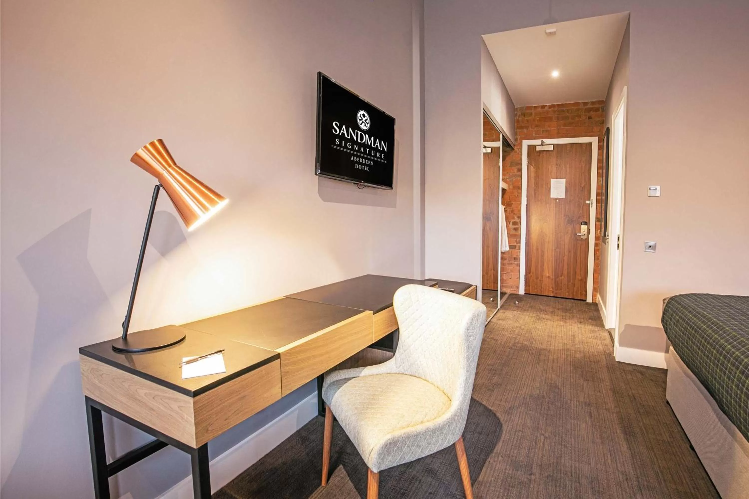 Photo of the whole room in Sandman Signature Aberdeen Hotel & Spa