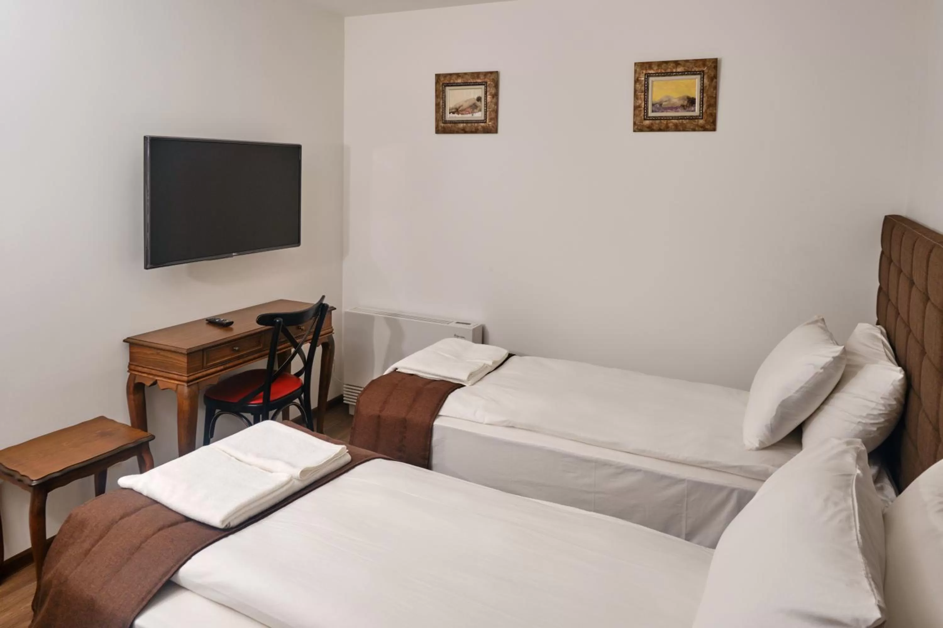 Bed in Hotel Splendid