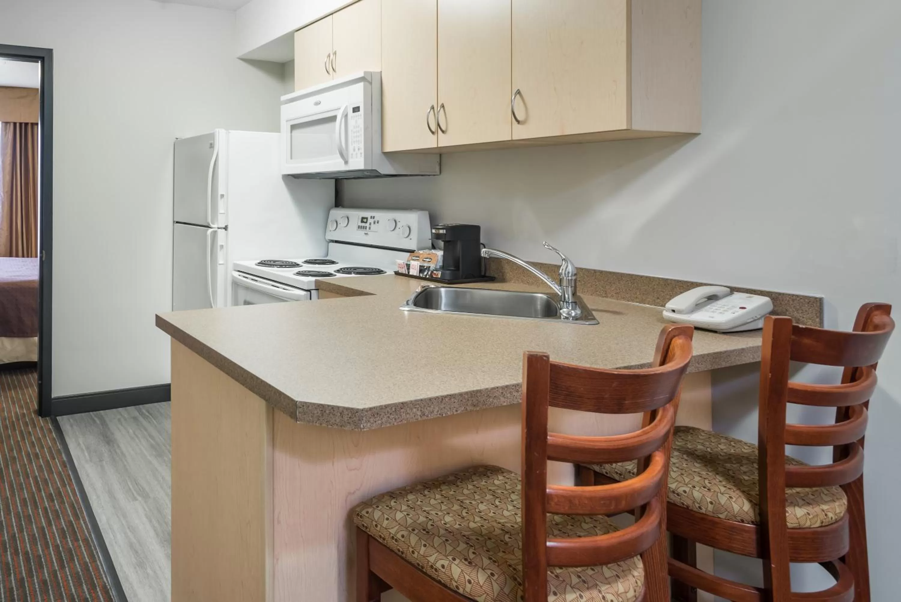 TV and multimedia in Super 8 by Wyndham Grande Prairie