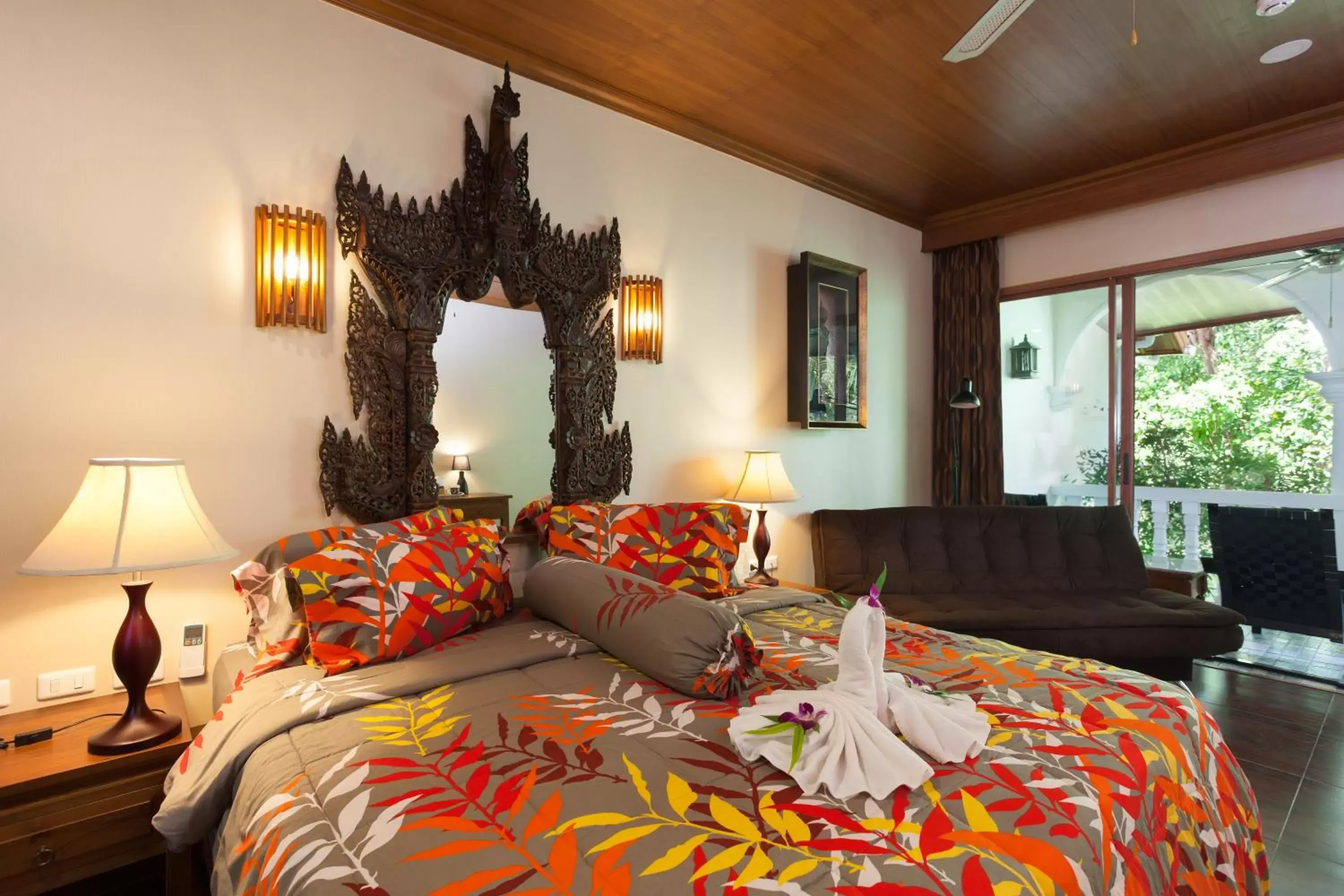 Bedroom, Bed in Tropica Bungalow Beach Hotel - SHA Extra Plus
