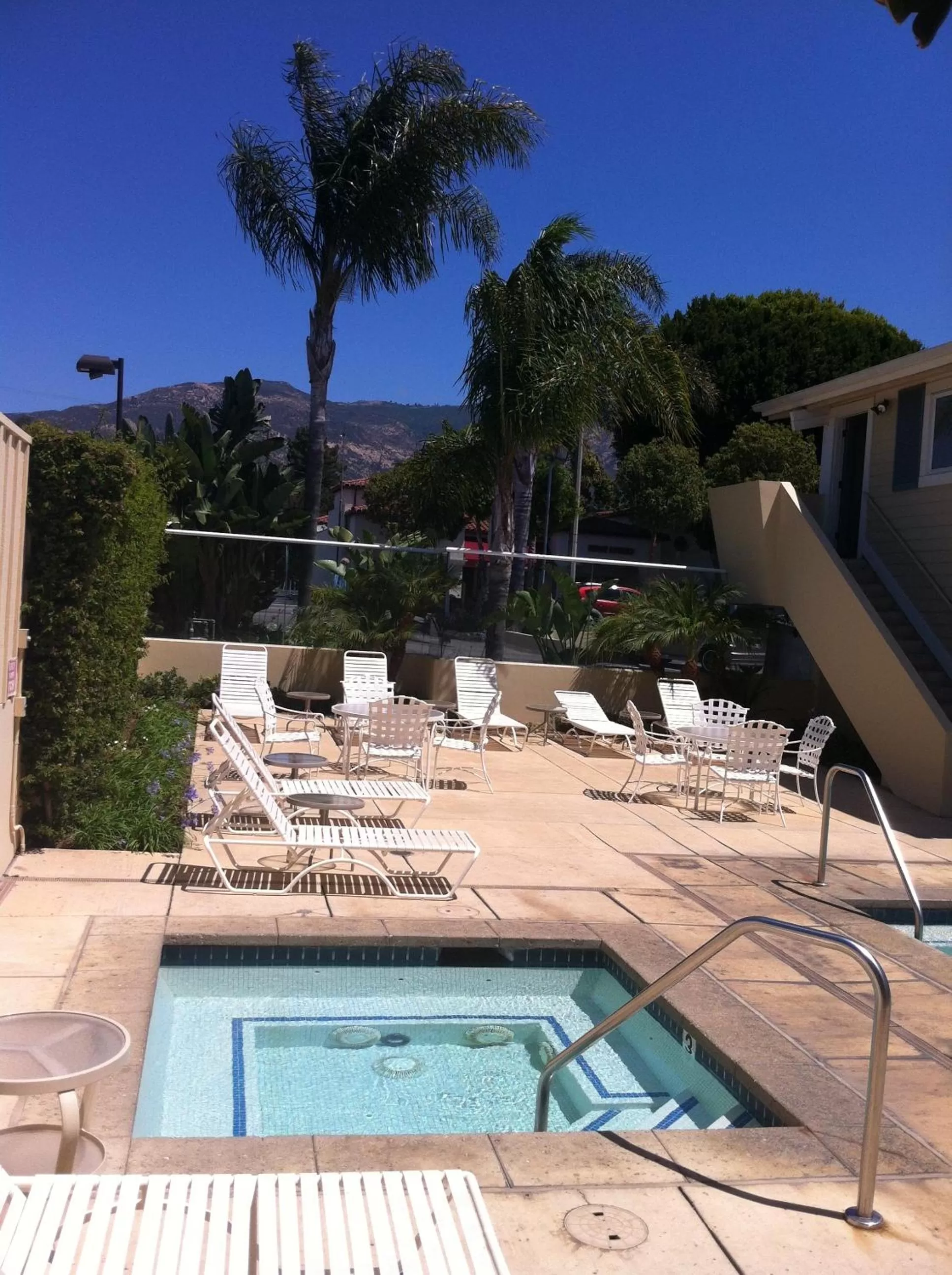 Swimming pool in Sandpiper Lodge - Santa Barbara
