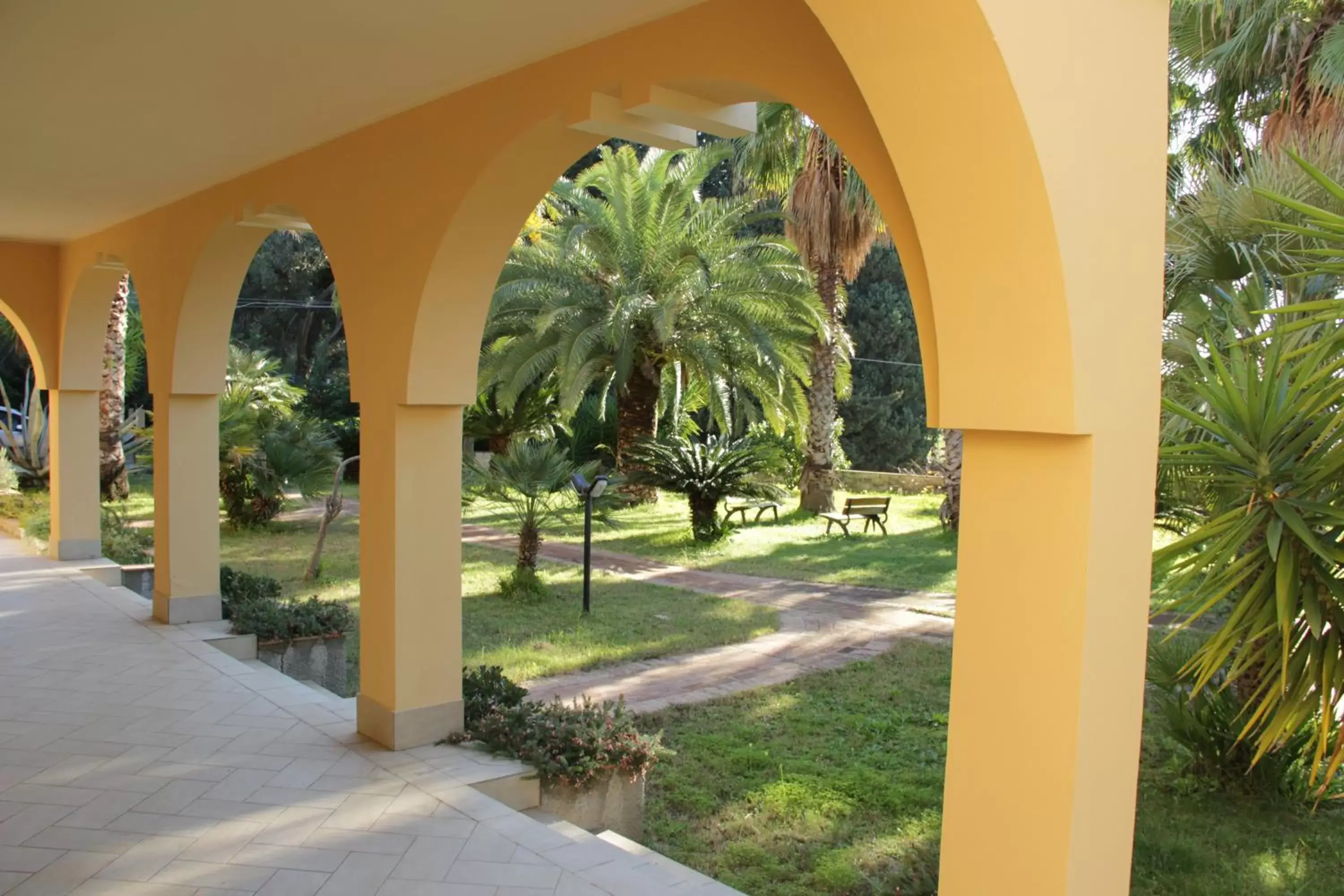 Patio in San Michele Apartments&Rooms